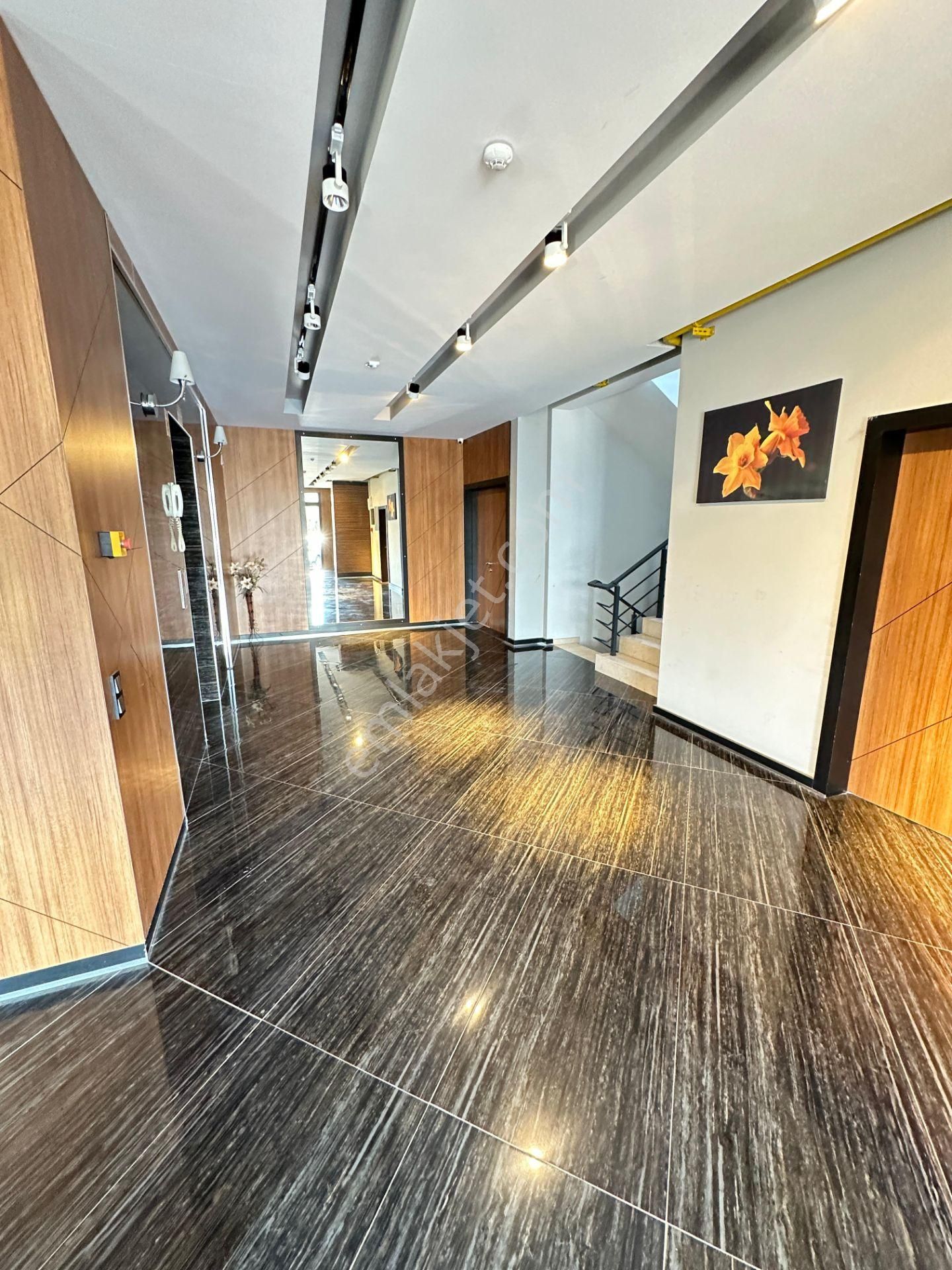 Harika Lokasyonda Bulunan Ultra Lüx Site İçi Dairemiz - Görsel 32