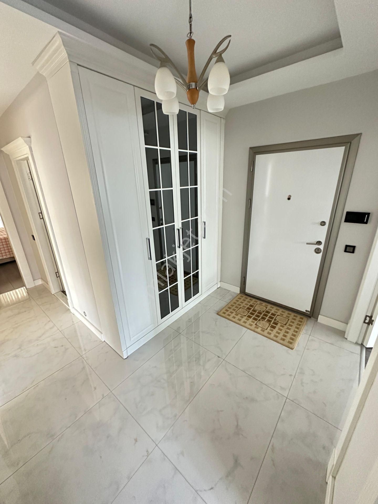 Harika Lokasyonda Bulunan Ultra Lüx Site İçi Dairemiz - Görsel 5