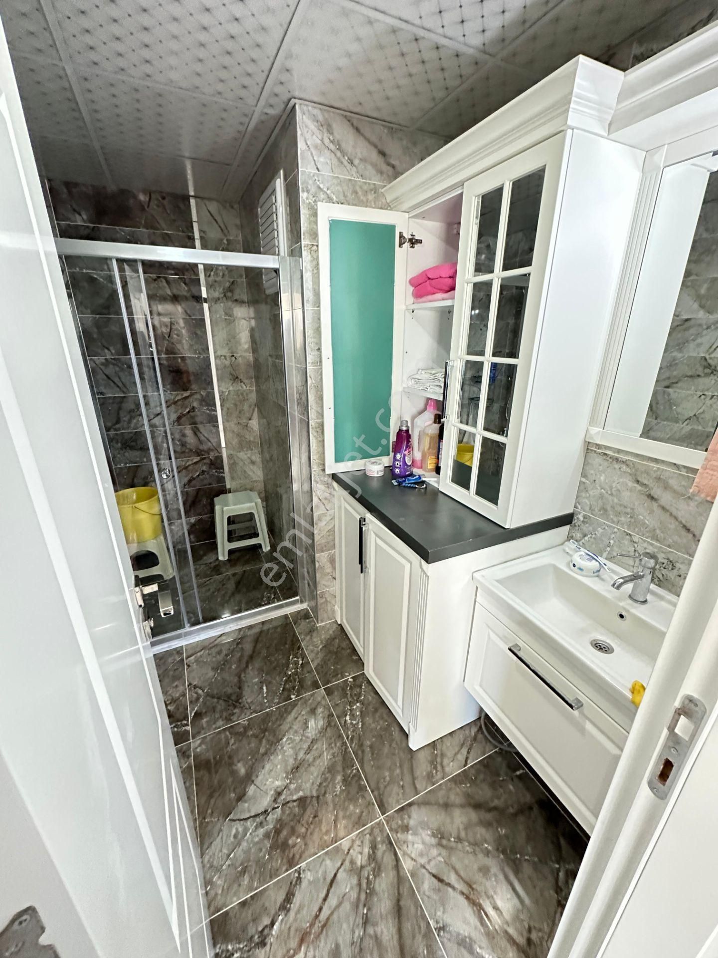 Harika Lokasyonda Bulunan Ultra Lüx Site İçi Dairemiz - Görsel 13