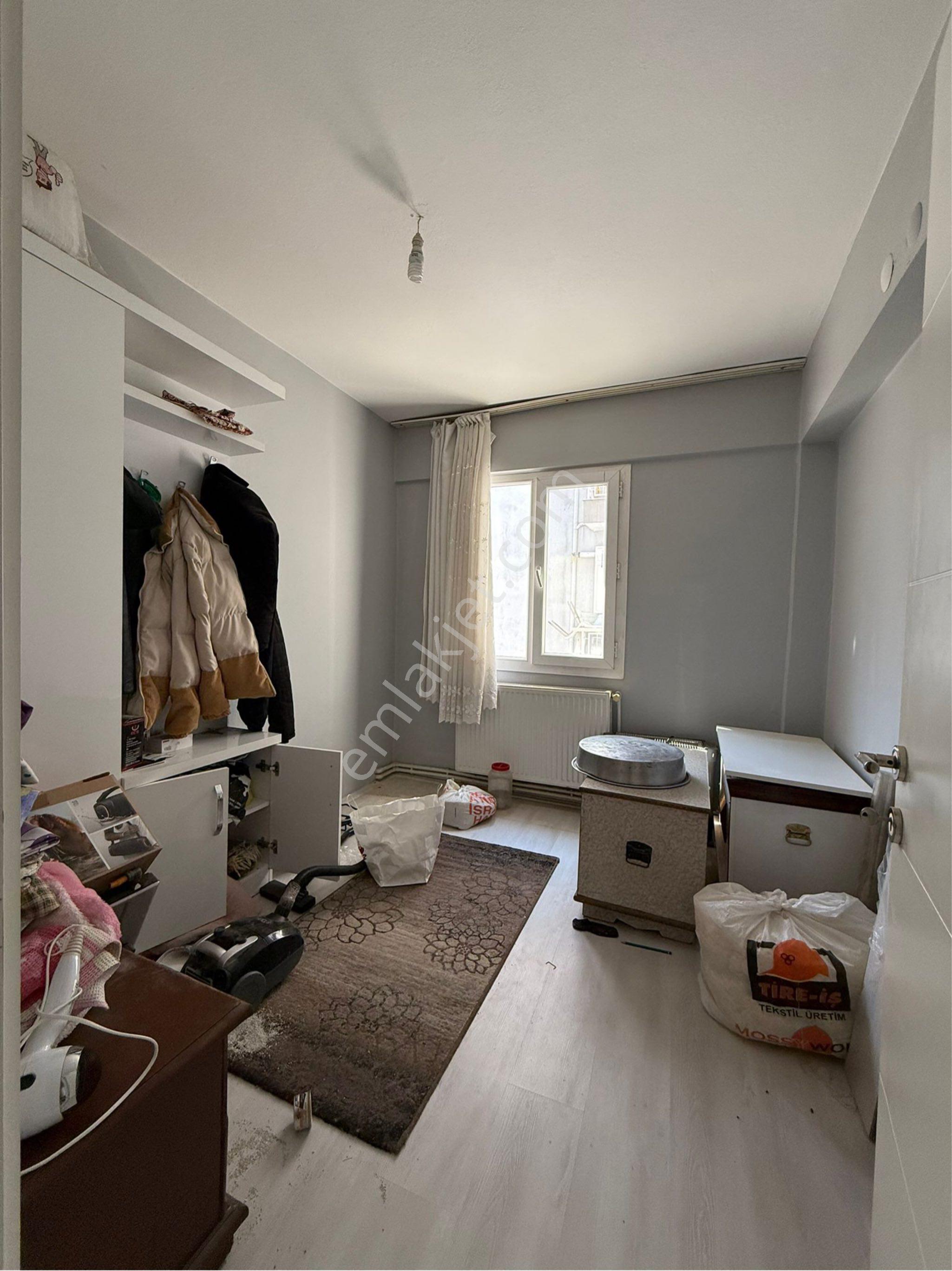 Akyörük Gayrimenkulden Satılık Ara Kat 3+1 Daire - Görsel 7
