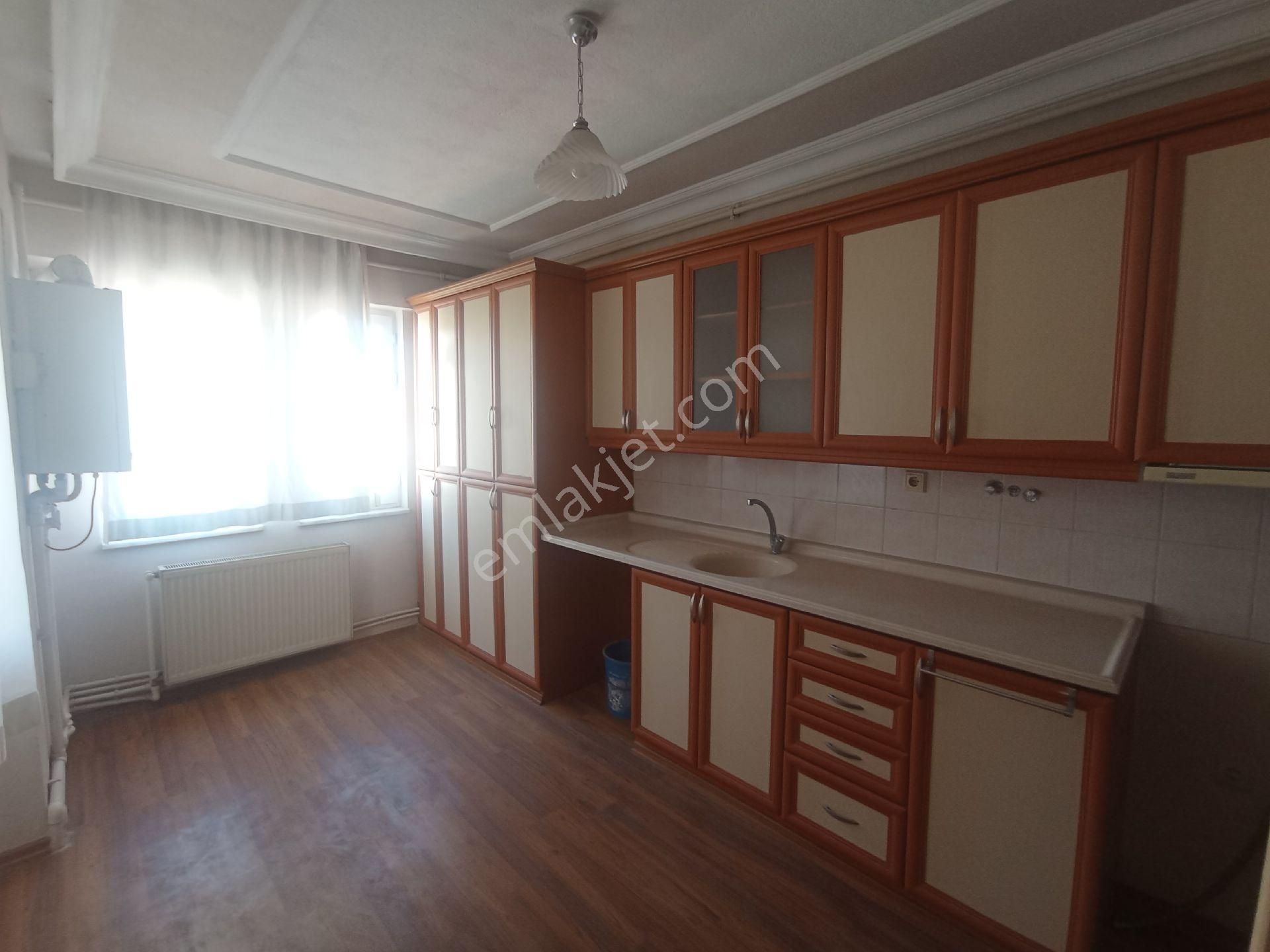 Satılık 3+1 Daire - Görsel 2