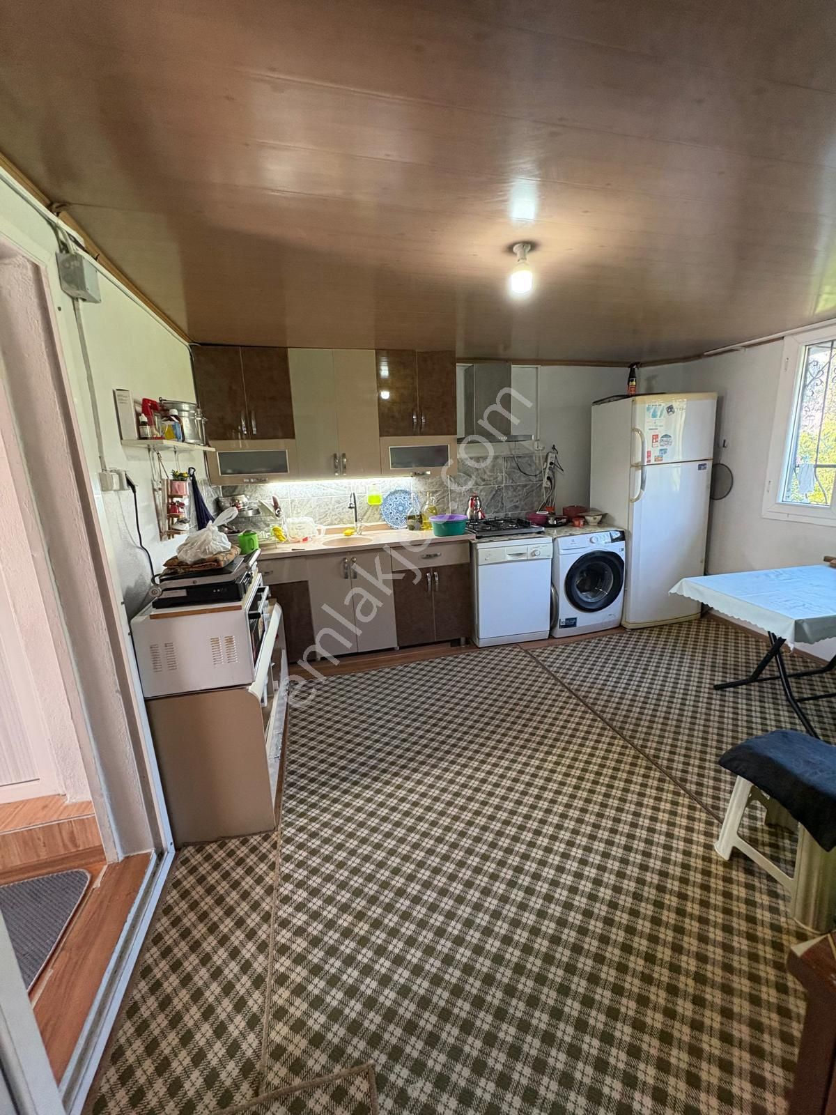 Barış Mahallesi’nde 107 Mt2 Arsa İçerisinde 100 Mt2 Oturumlu Müstakil Ev - Görsel 16