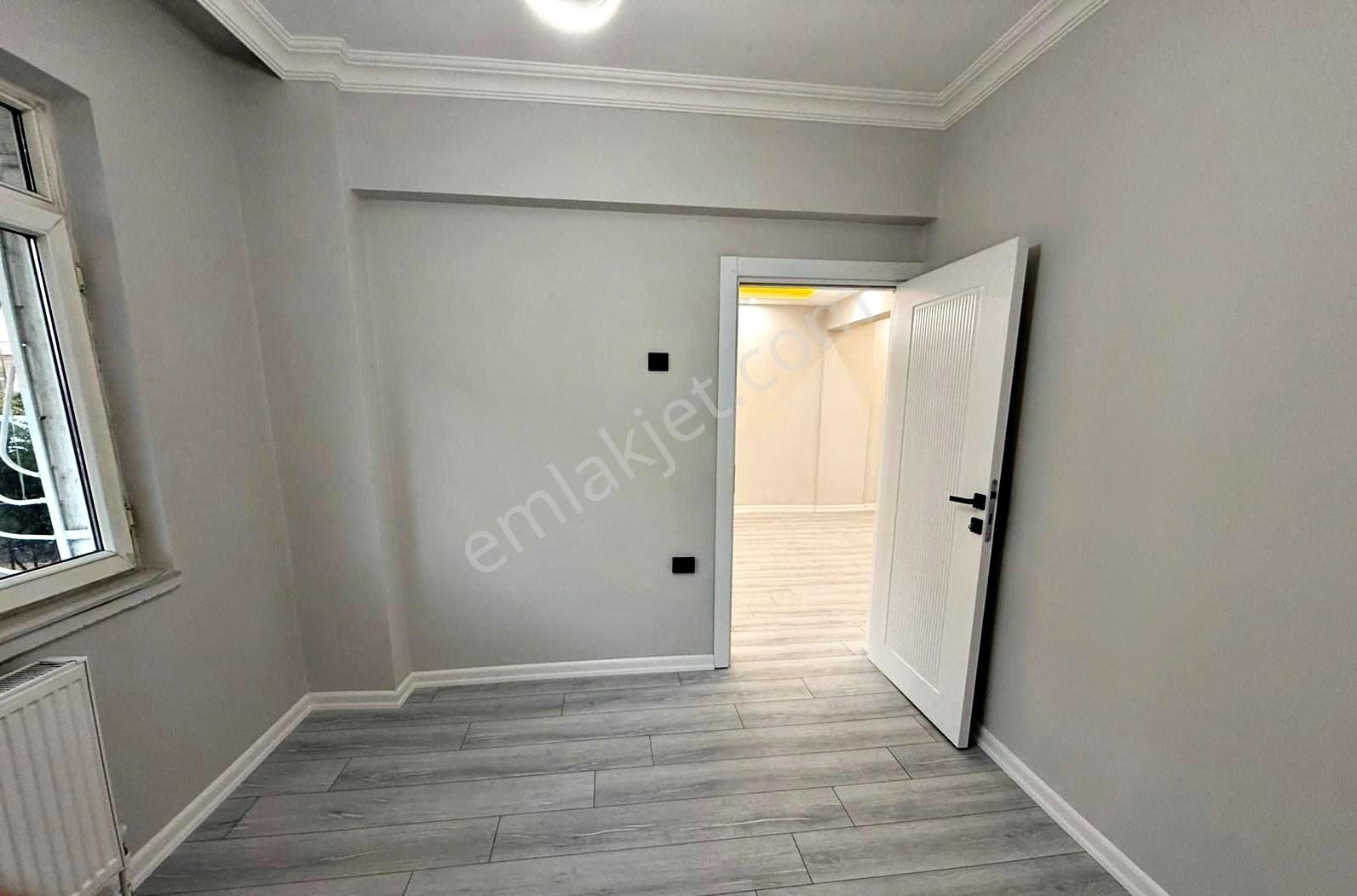 Tepebaşı Mah Lüx Yapılı Merkezi Bölge'de Caddeye Yakın 3+1 Daire - Görsel 15