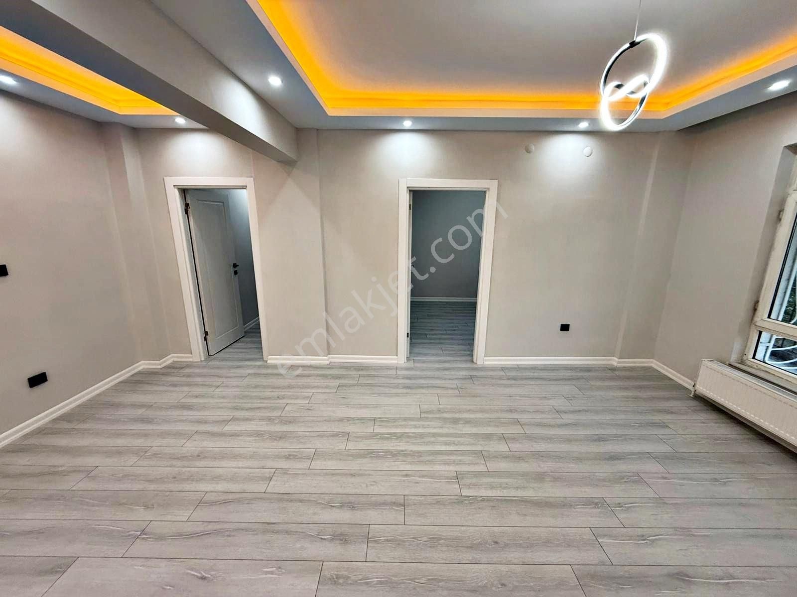 Tepebaşı Mah Lüx Yapılı Merkezi Bölge'de Caddeye Yakın 3+1 Daire - Görsel 9