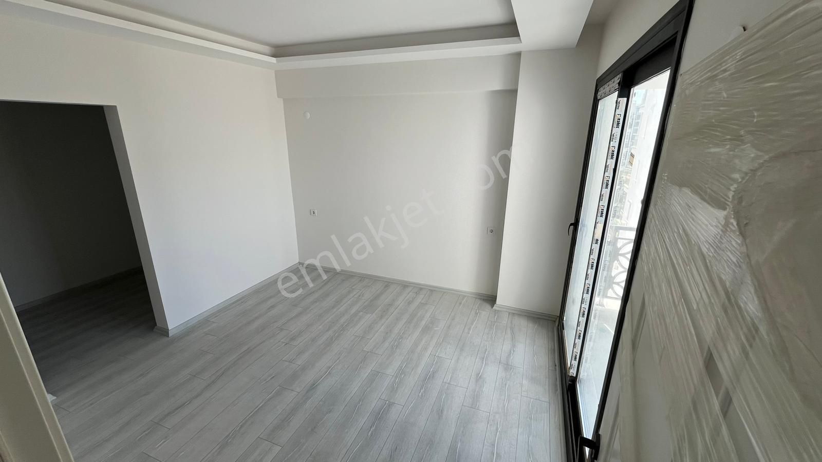 Zafer De Köşe Konumda 3+1 Manzaralı Otoparklı Sıfır Lüx Daire - Görsel 24