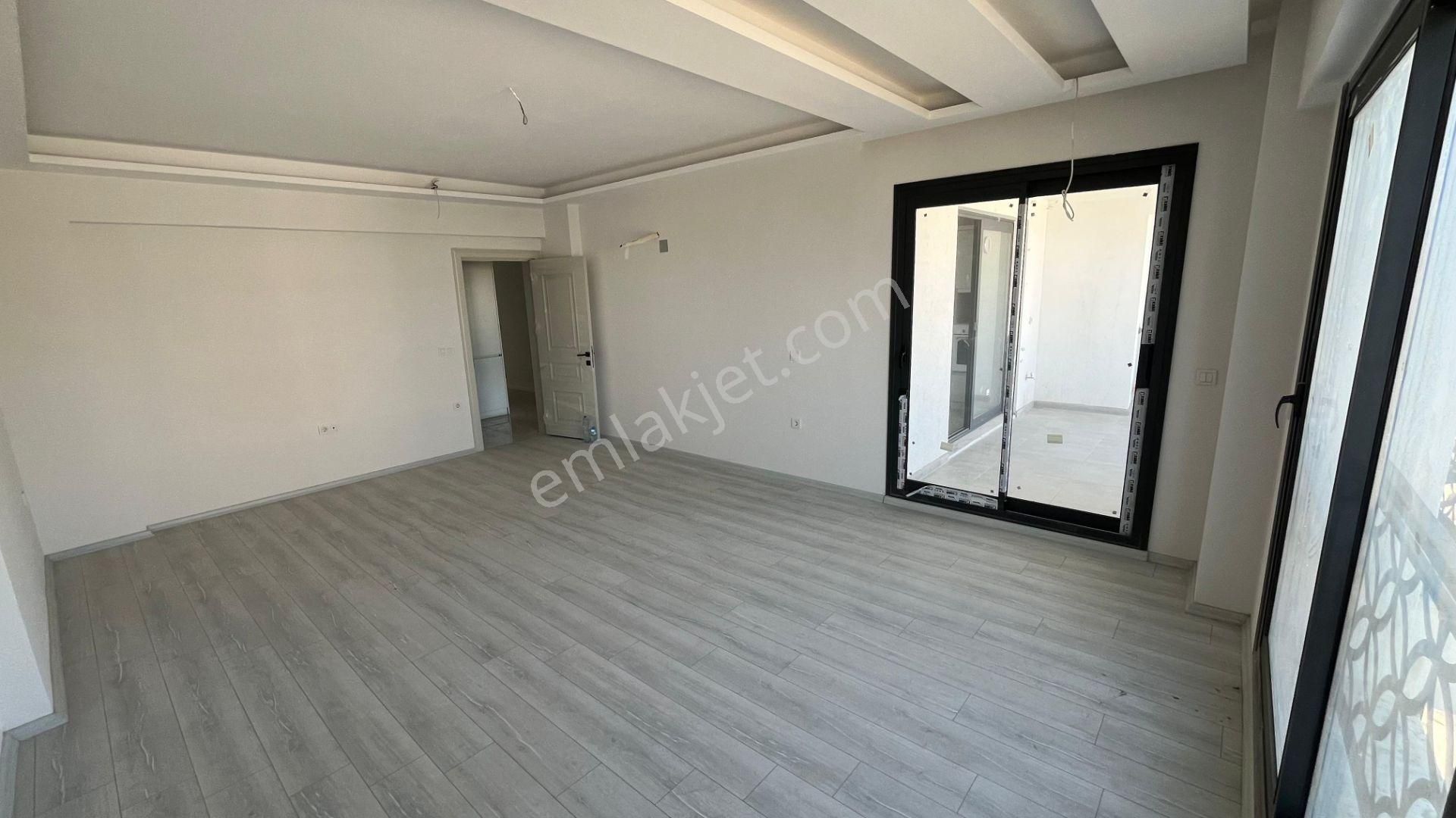 Zafer De Köşe Konumda 3+1 Manzaralı Otoparklı Sıfır Lüx Daire - Görsel 16