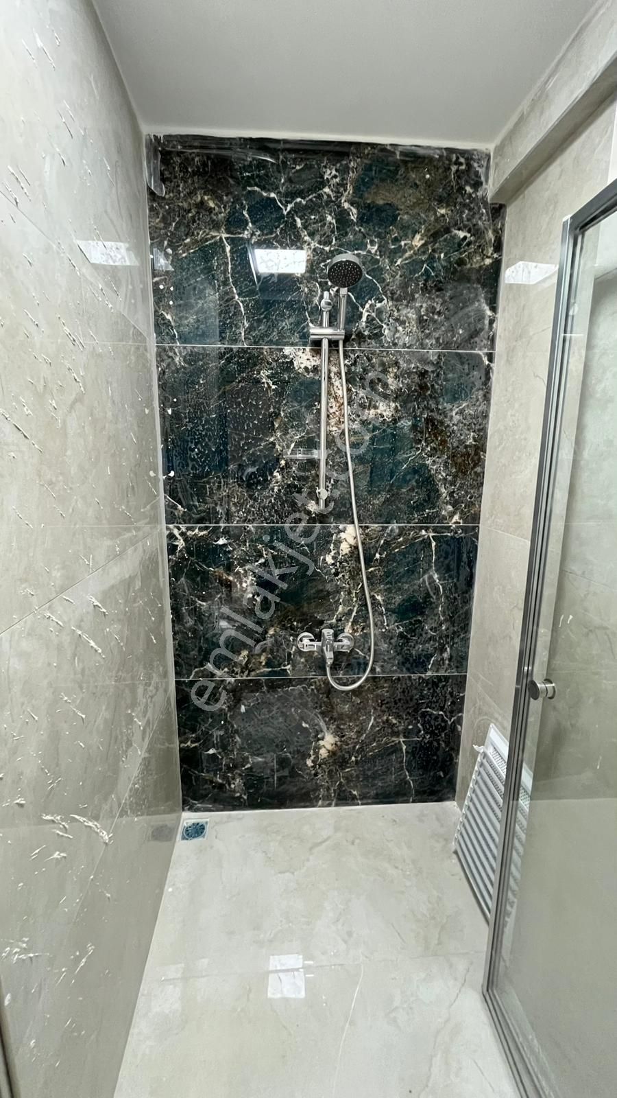 Zafer De Köşe Konumda 3+1 Manzaralı Otoparklı Sıfır Lüx Daire - Görsel 14