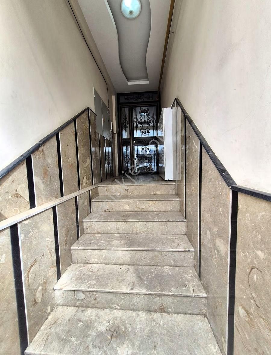 Buca Kozağaçmeydan Yakını 2+1 Kapalı Mutfak Satılık Daire - Görsel 21