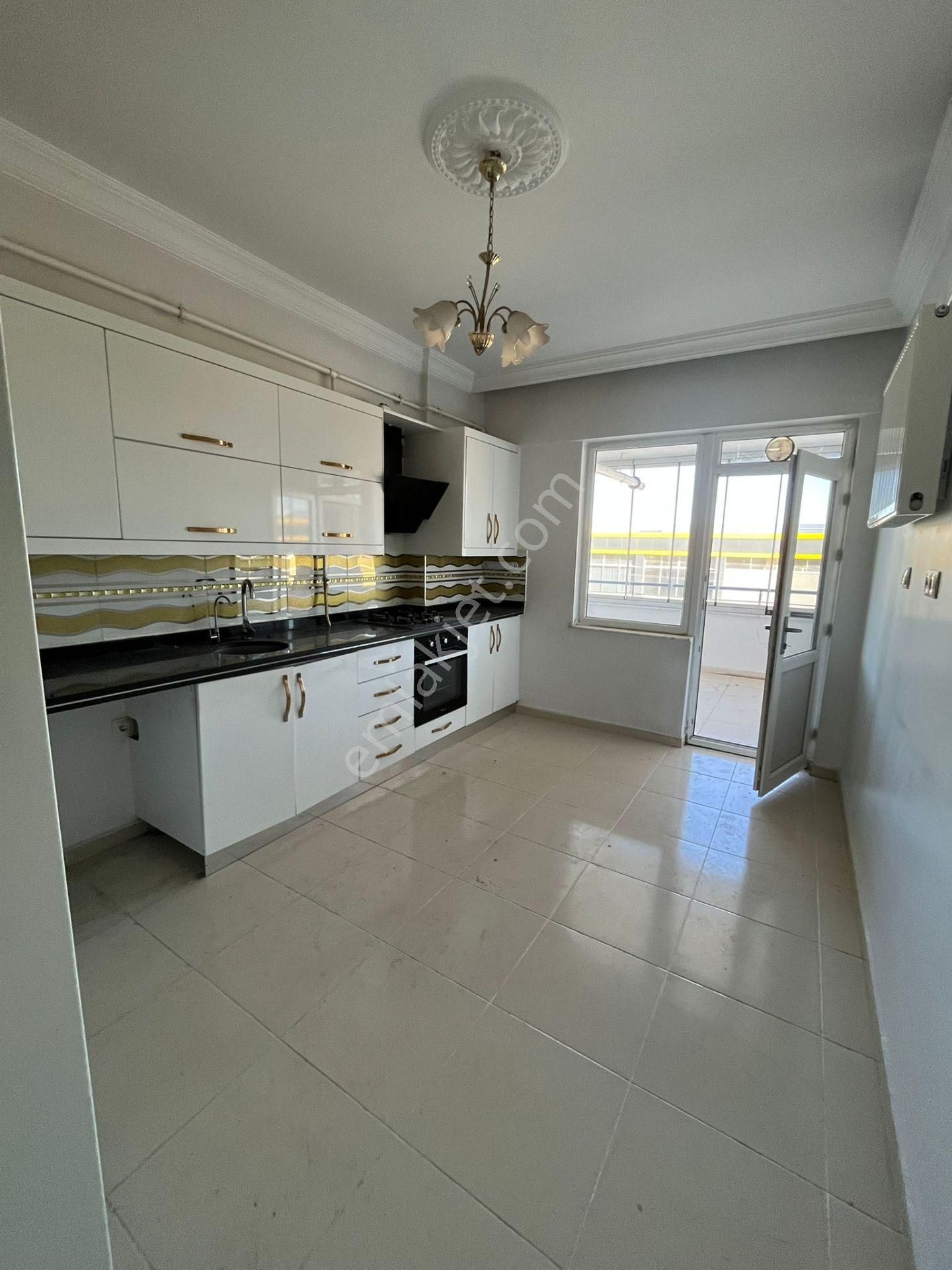 Mavi Emlak Tan Seyrantepede Migros Karşısı Satılık Lüks Satılık 3+1satılık Daire 3.100.000