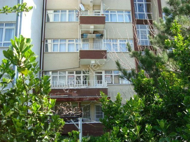 Empa Aydınlıkevler'den Türkiş Bloklarında 2. Katda Kiralık Daire - Görsel 2