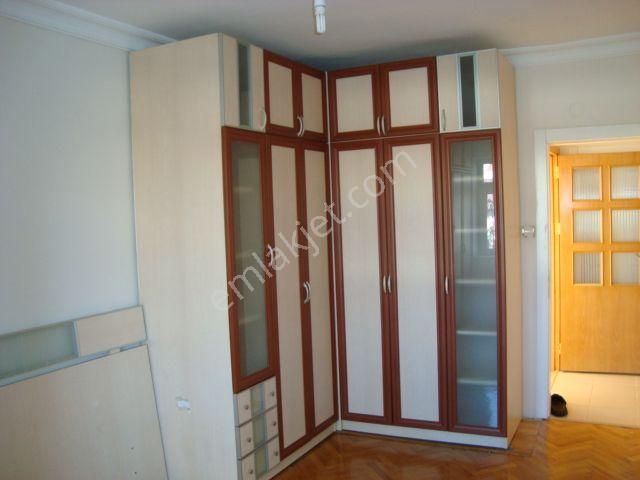 Empa Aydınlıkevler'den Türkiş Bloklarında 2. Katda Kiralık Daire - Görsel 11