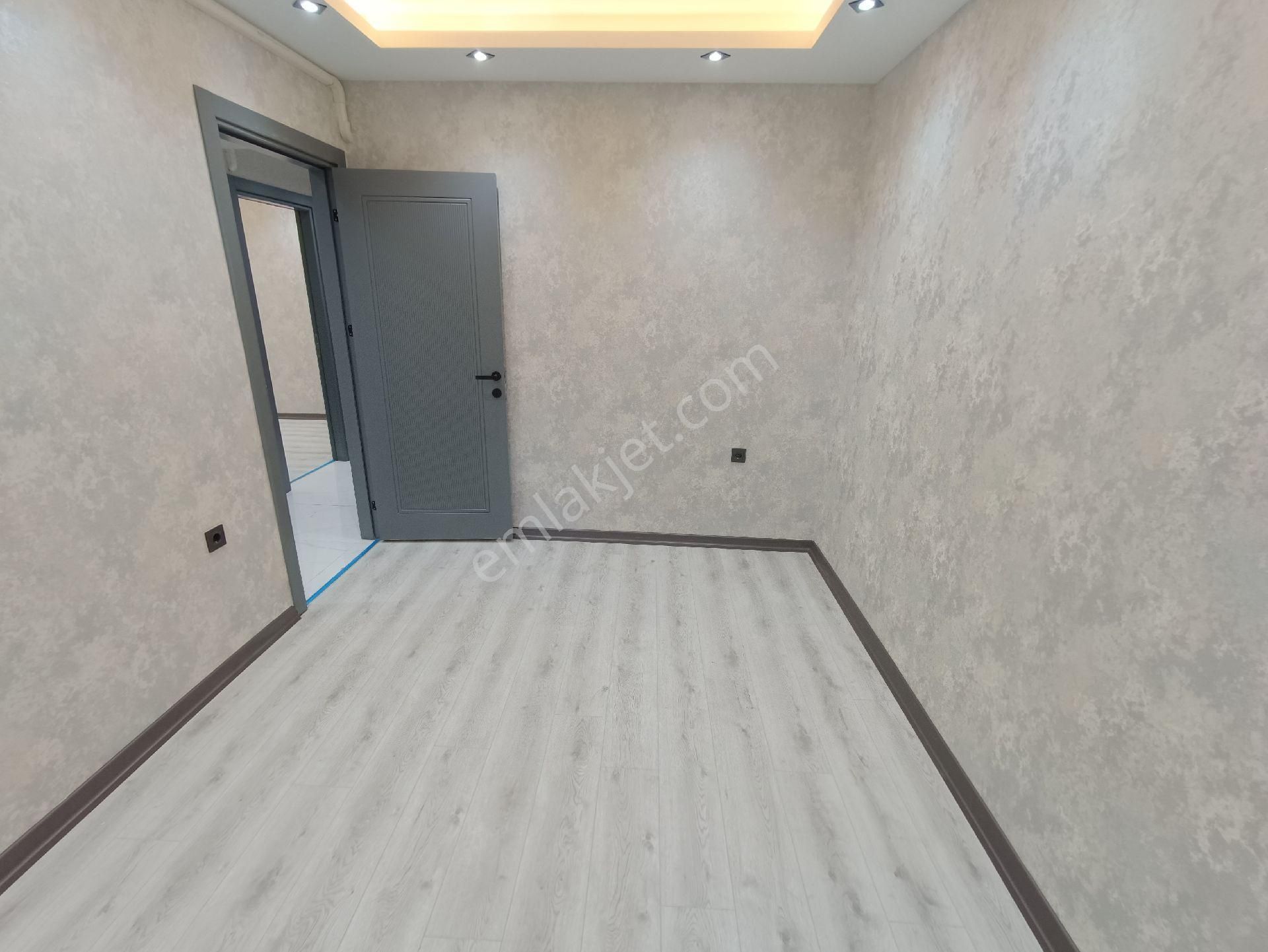 Haluk Varlı Parkı Yakını 3+1 Site İçerisinde Bakımlı Daire - Görsel 17