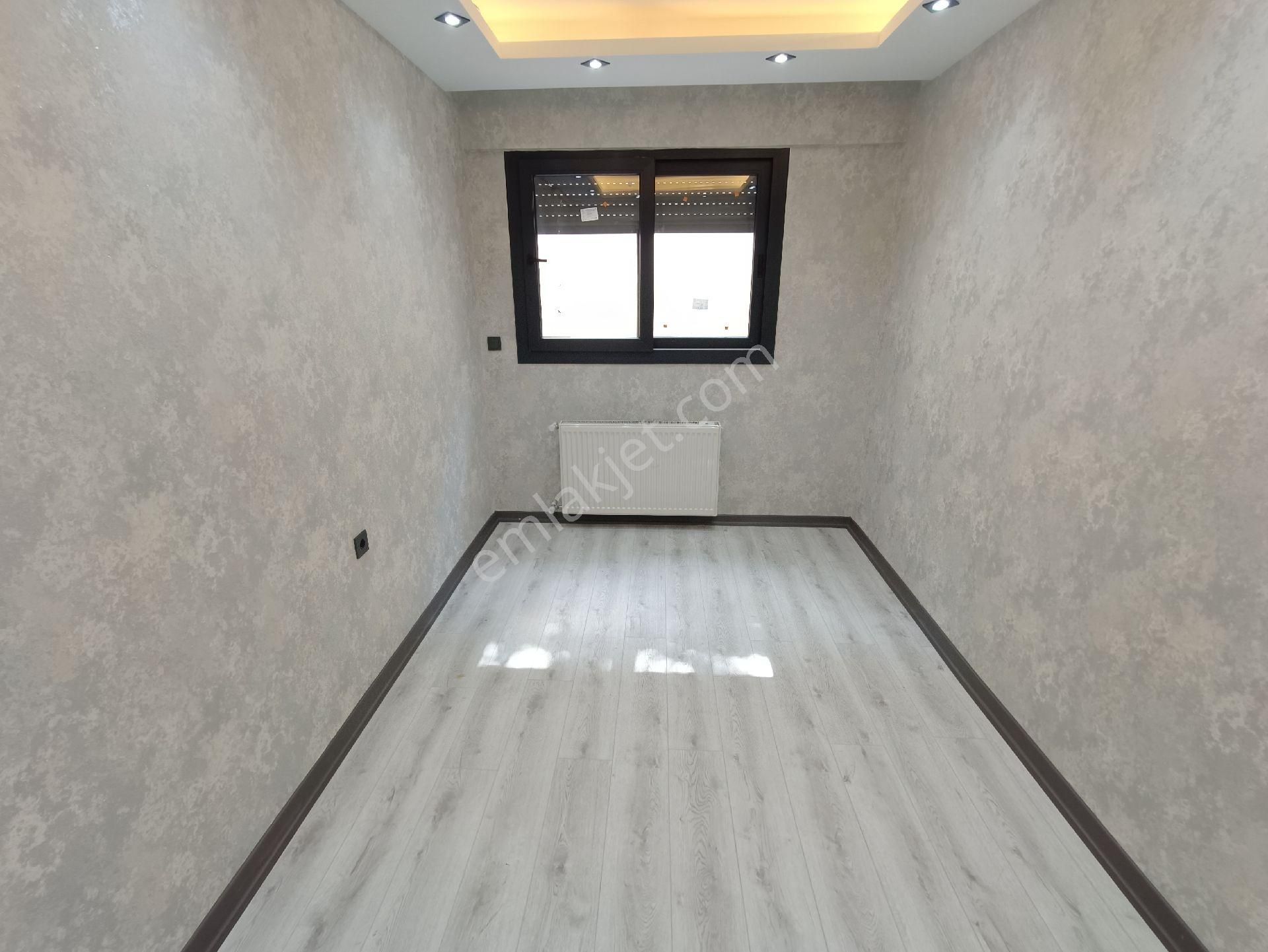 Haluk Varlı Parkı Yakını 3+1 Site İçerisinde Bakımlı Daire - Görsel 12