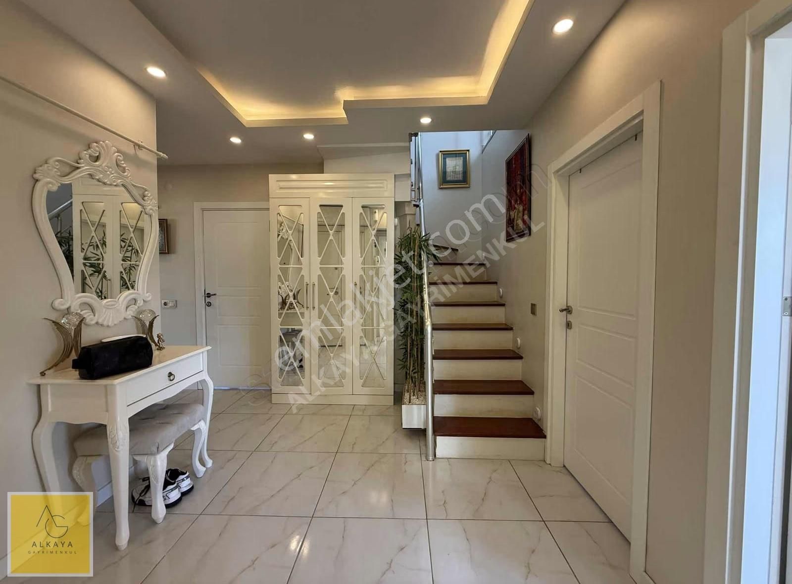 Alkaya'dan Suadiye'de Satılık 3+2 Dubleks Daire Full Yenilenmiş - Görsel 12