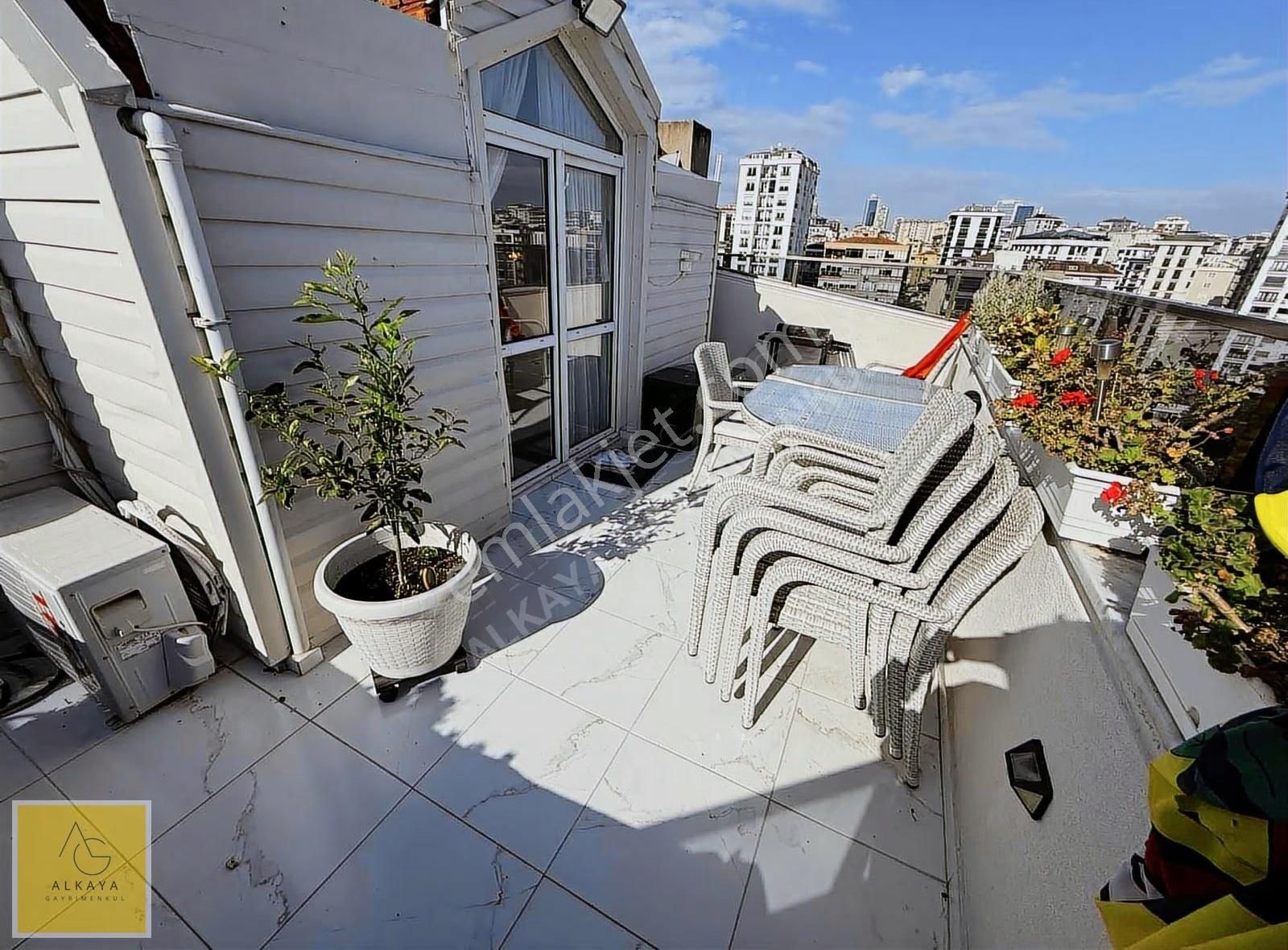 Alkaya'dan Suadiye'de Satılık 3+2 Dubleks Daire Full Yenilenmiş - Görsel 21