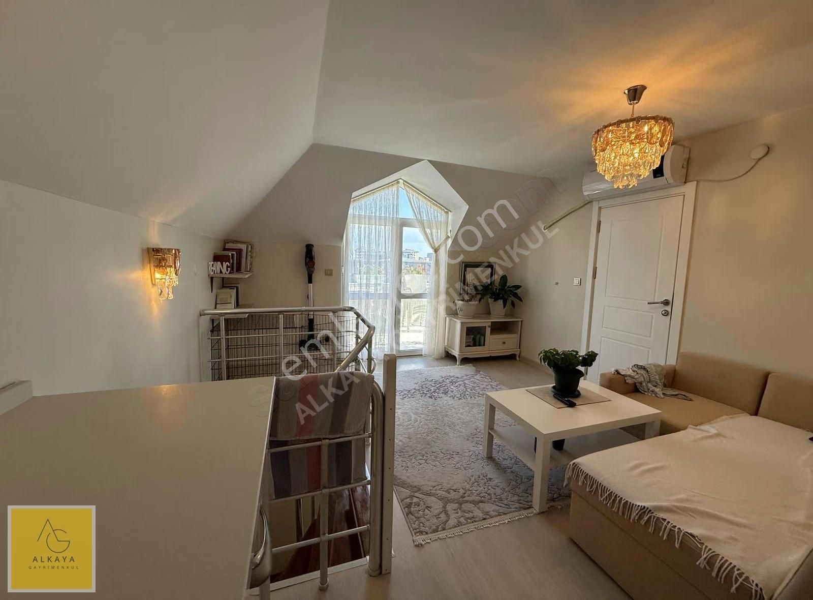 Alkaya'dan Suadiye'de Satılık 3+2 Dubleks Daire Full Yenilenmiş - Görsel 19