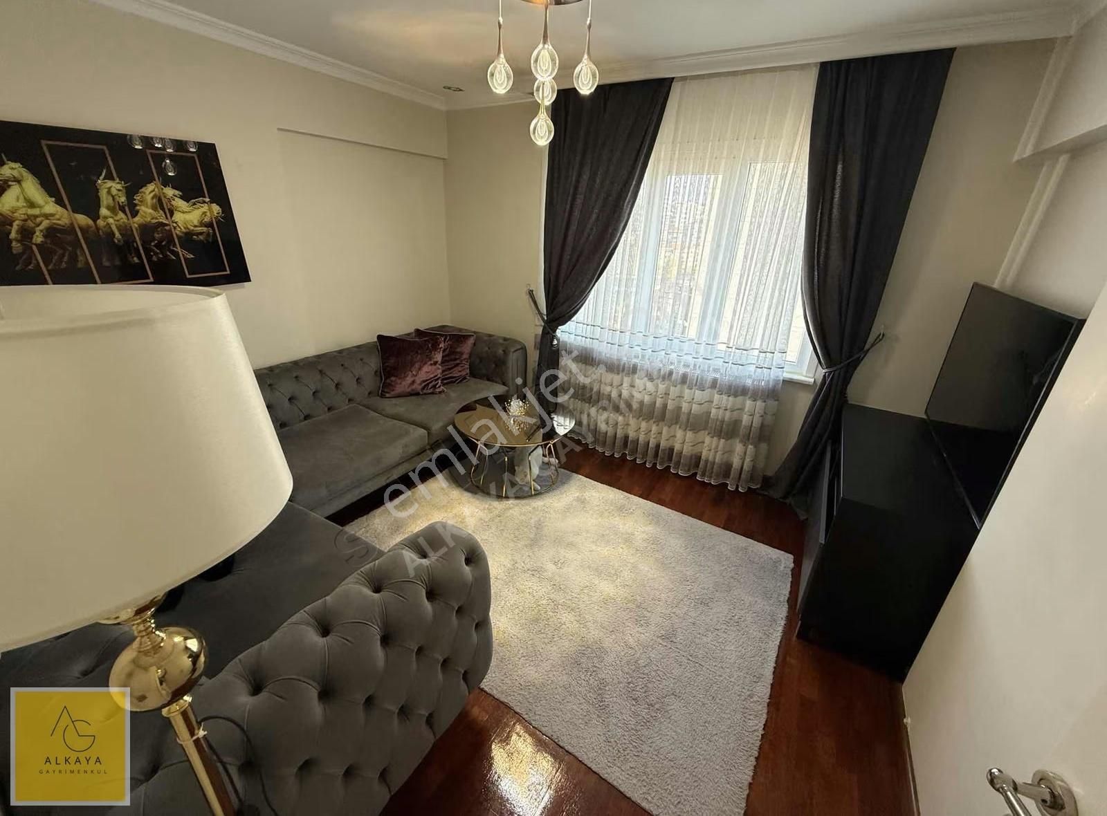 Alkaya'dan Suadiye'de Satılık 3+2 Dubleks Daire Full Yenilenmiş - Görsel 5