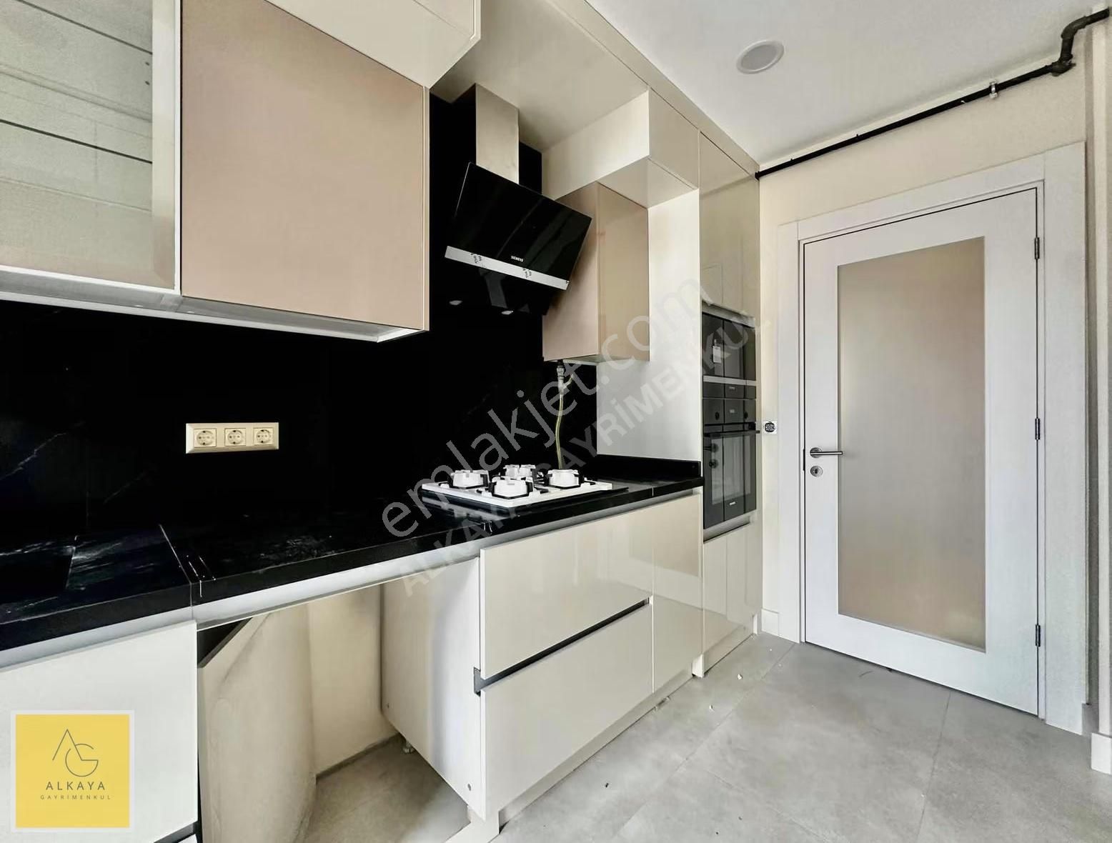 Alkaya'dan Fenerbahçe'de Deniz Manzaralı 3+1 Sıfır 105m² Daire - Görsel 10