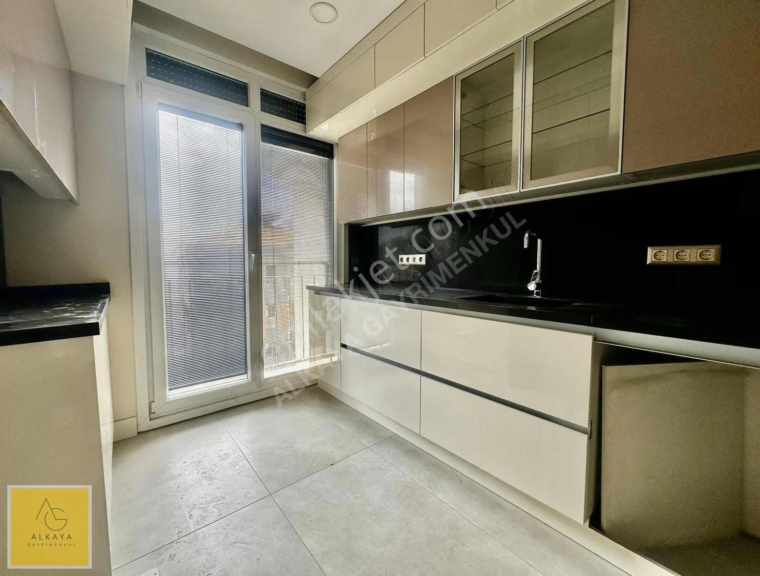 Alkaya'dan Fenerbahçe'de Deniz Manzaralı 3+1 Sıfır 105m² Daire - Görsel 15