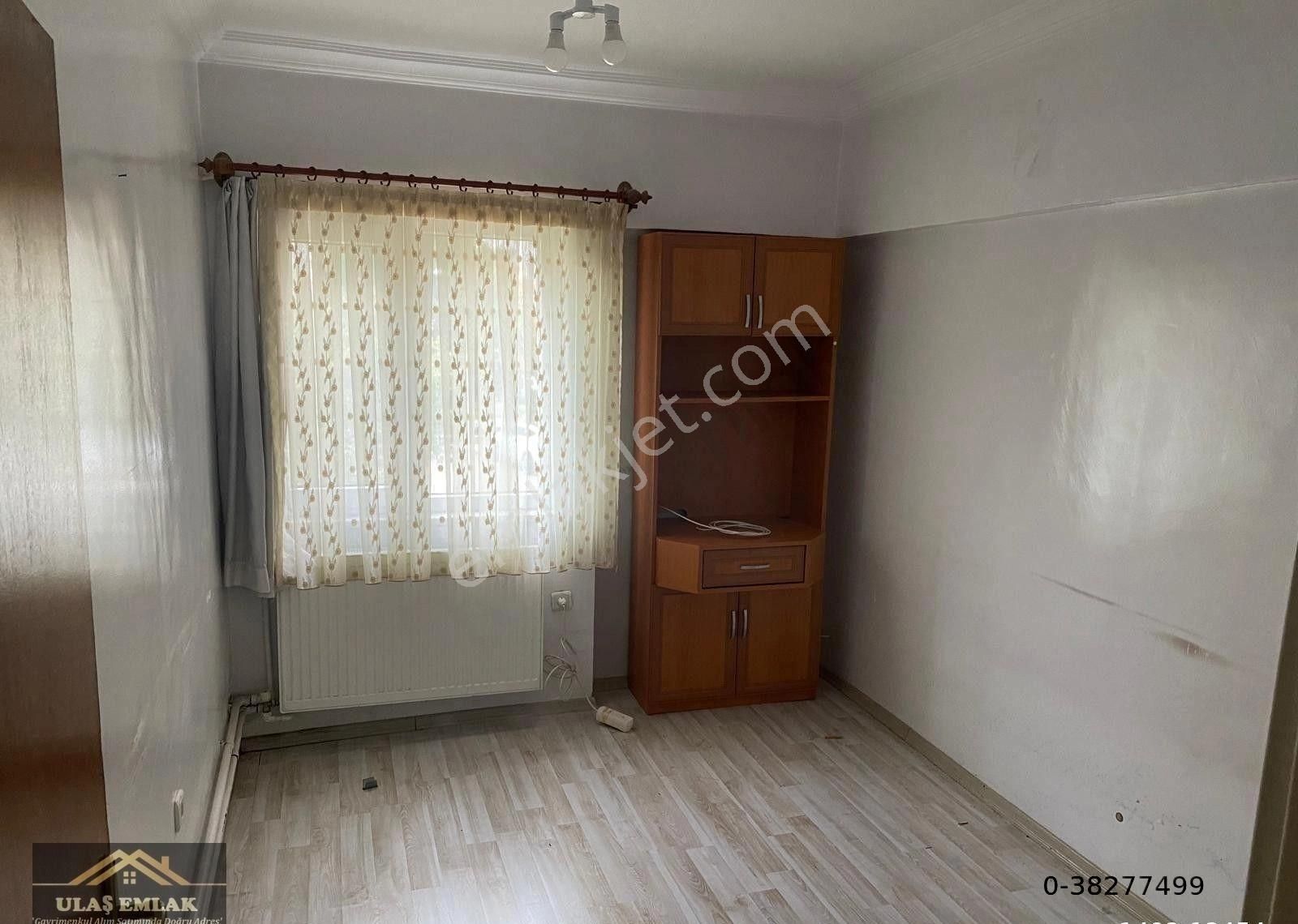 Ulaş Emlak Elvankent Meerkezde Ulaşım Sıkıntısı Olmayan Site İçi Şahane Daire - Görsel 16