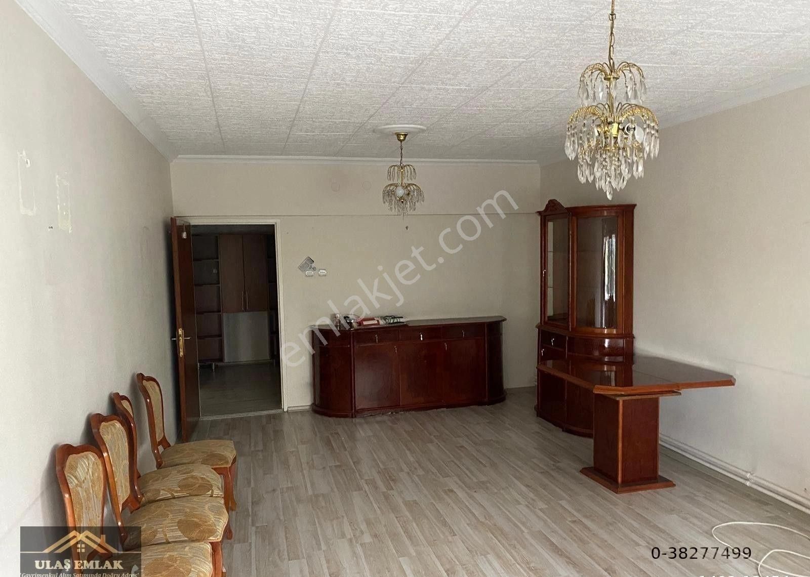 Ulaş Emlak Elvankent Meerkezde Ulaşım Sıkıntısı Olmayan Site İçi Şahane Daire - Görsel 7