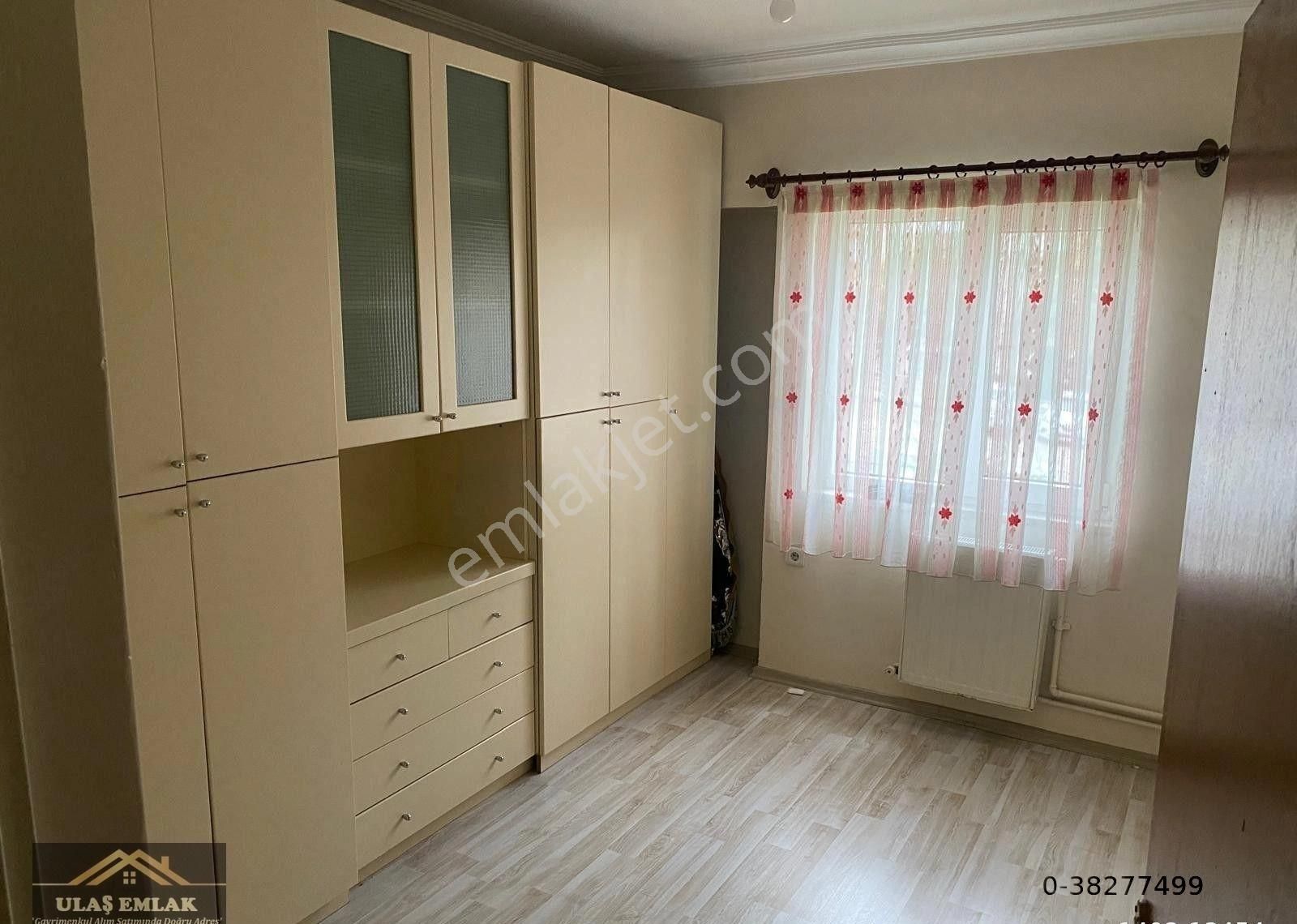 Ulaş Emlak Elvankent Meerkezde Ulaşım Sıkıntısı Olmayan Site İçi Şahane Daire - Görsel 13