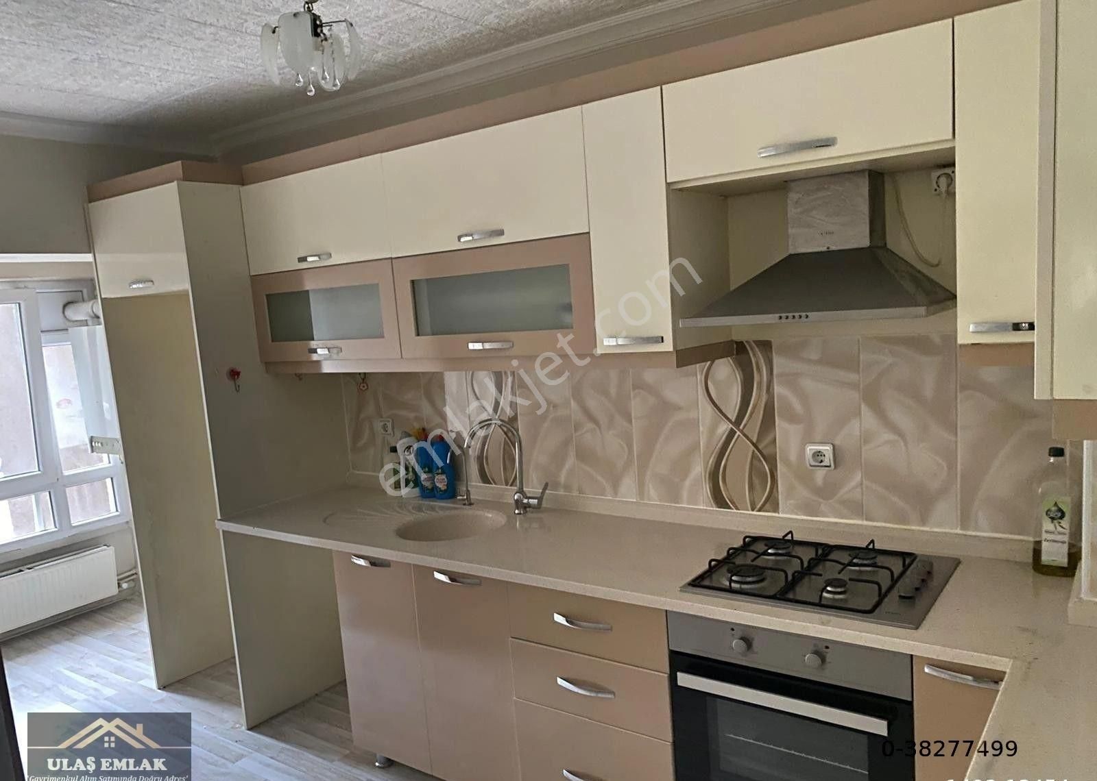 Ulaş Emlak Elvankent Meerkezde Ulaşım Sıkıntısı Olmayan Site İçi Şahane Daire - Görsel 8