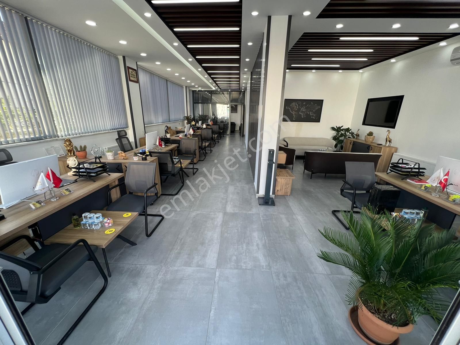 Vizyon Emlak'tan Bağlarbaşı Mahallesinde Full Deniz Manzaralı Sıfır Lüx 4+1 Dublex - Görsel 32