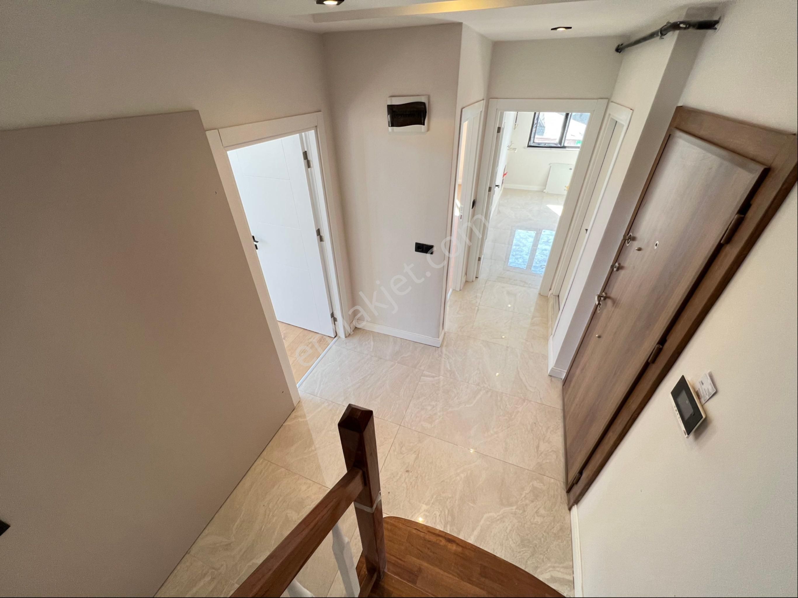 Vizyon Emlak'tan Bağlarbaşı Mahallesinde Full Deniz Manzaralı Sıfır Lüx 4+1 Dublex - Görsel 20