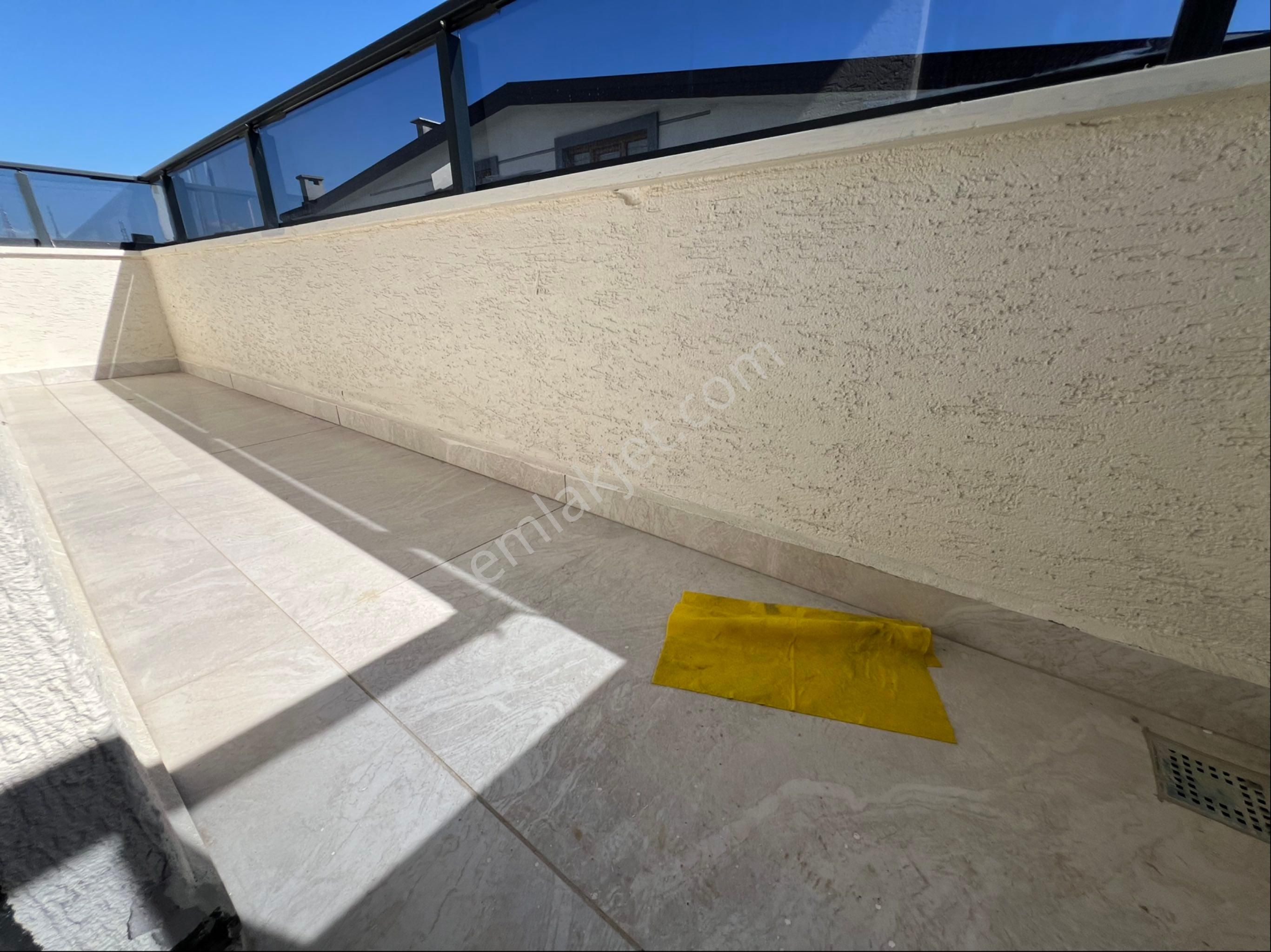 Vizyon Emlak'tan Bağlarbaşı Mahallesinde Full Deniz Manzaralı Sıfır Lüx 4+1 Dublex - Görsel 23