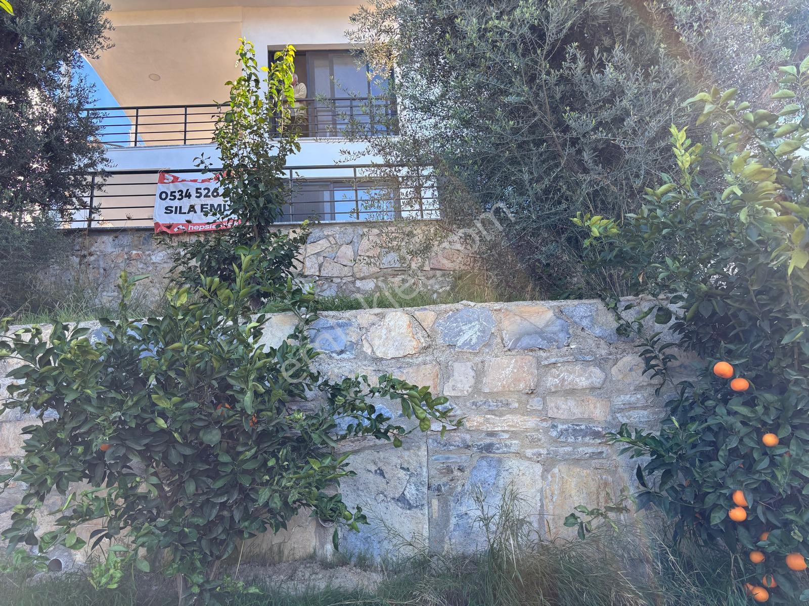 Güllük'te Bakımlı Panoramik Deniz Manzaralı Eşyalı Satılık Müstakil Ev - Görsel 27