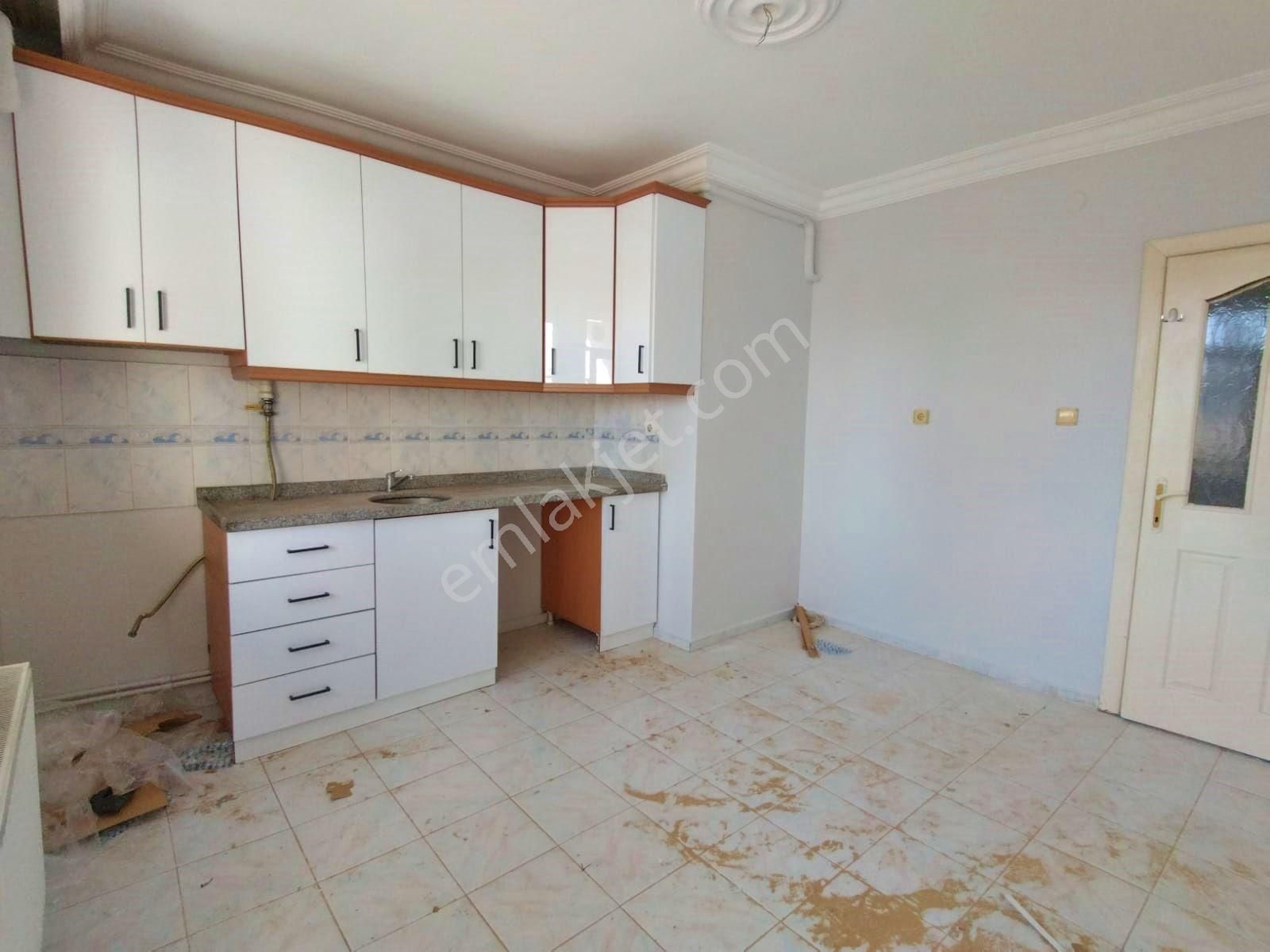 Huzurevleri Metro Durağı Yanı Mutfağı Yeni 3+1 Geniş Kiralık - Görsel 2