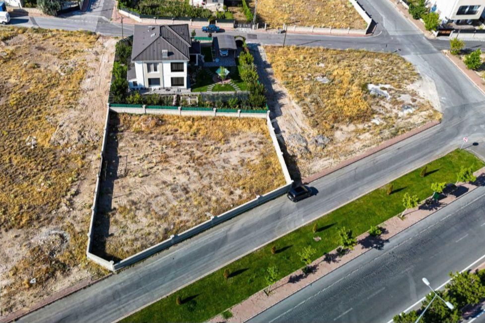 Gesi Bulvar Cepheli 774m² Köşe Villa Parseli-emsalsiz-mükemmel Konum - Görsel 9