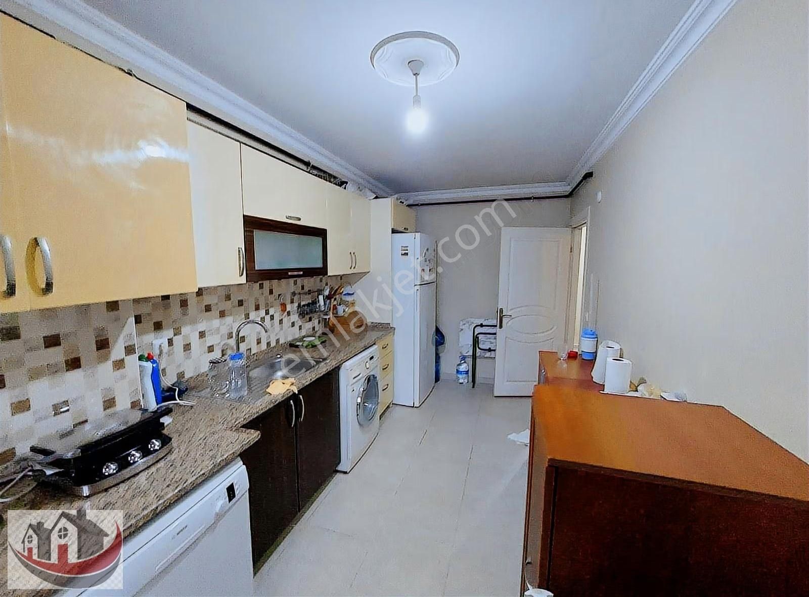 Güneyden Devasa Geniş 90m2 2+1.asansörlü Balkonlu Ayrı Mutfaklı - Görsel 18