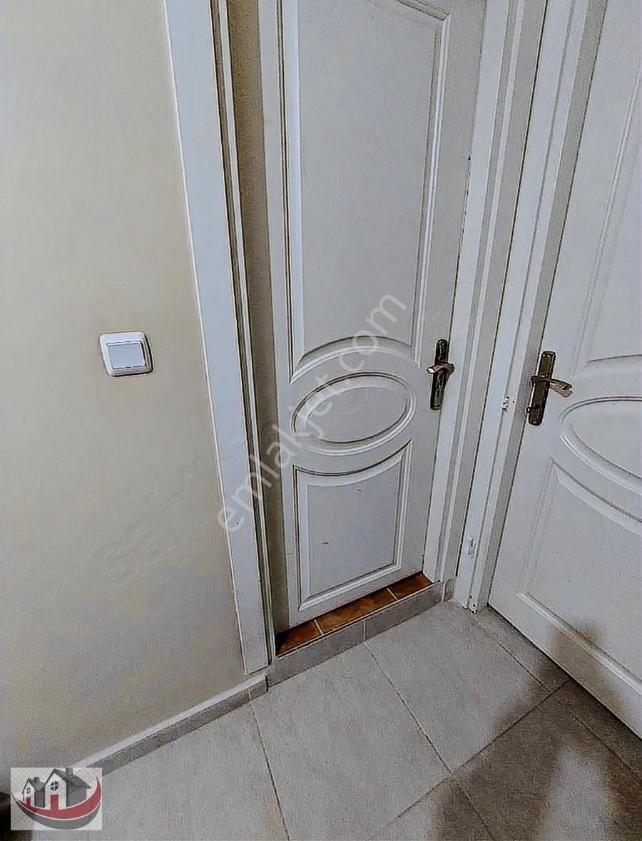 Güneyden Devasa Geniş 90m2 2+1.asansörlü Balkonlu Ayrı Mutfaklı - Görsel 3