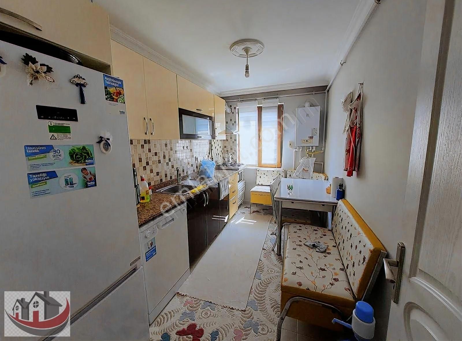 Güneyden Ful Ön Cephe Köşe Başı 3+1.110m2 Balkonlu Ayrı Mutfaklı - Görsel 2