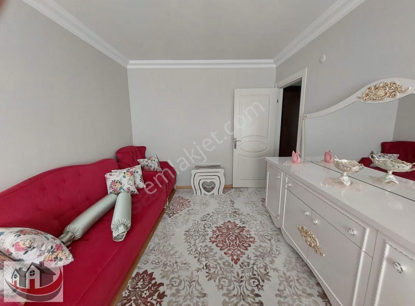 Güneyden Ful Ön Cephe Köşe Başı 3+1.110m2 Balkonlu Ayrı Mutfaklı - Görsel 7