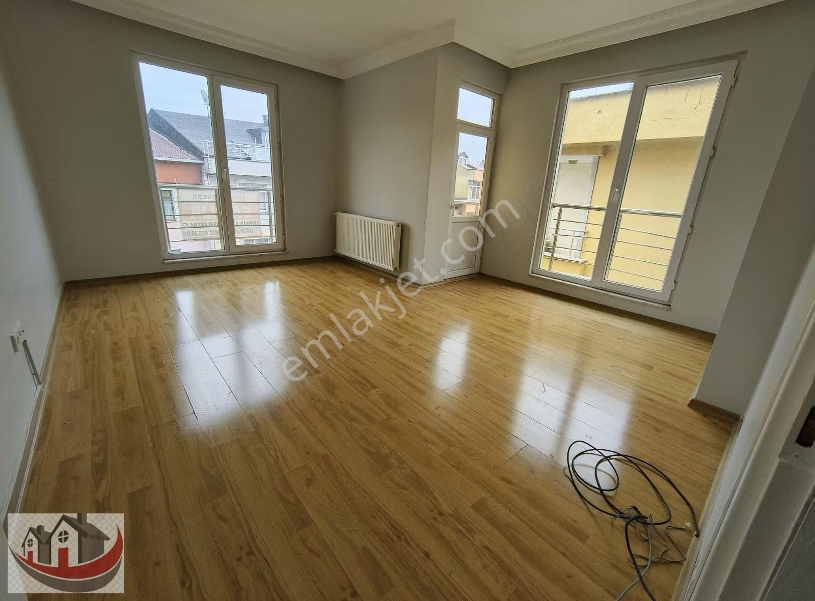 Güneyden Sancaktepede 3+2.135m2boş Dubleks Temiz Daire - Görsel 5