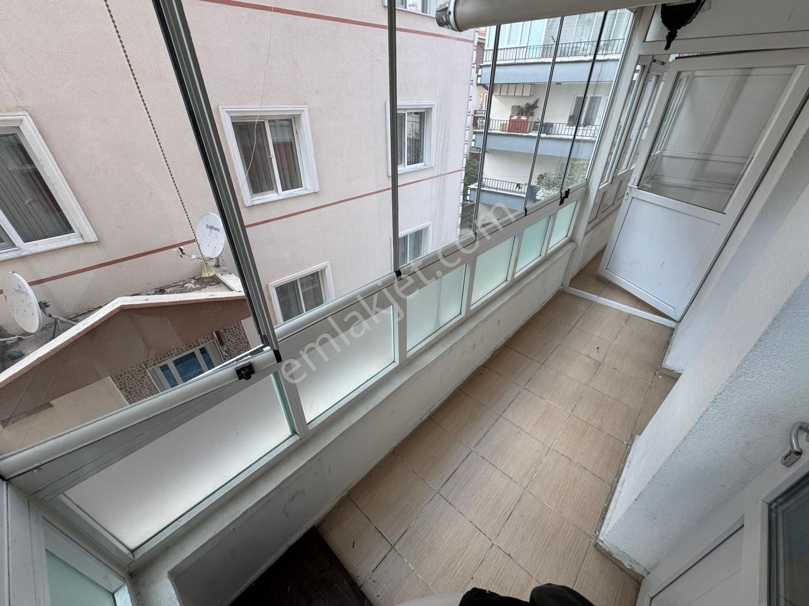 Selçuklu Mh 3+1 1. Katta Merkerzi Konumda Çift Balkonlu Daire - Görsel 11