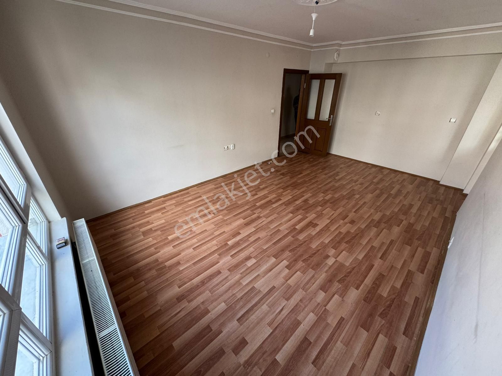 Selçuklu Mh 3+1 1. Katta Merkerzi Konumda Çift Balkonlu Daire - Görsel 15