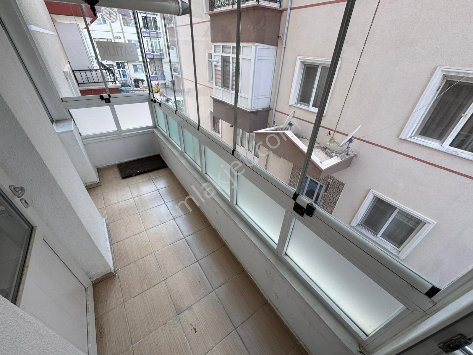 Selçuklu Mh 3+1 1. Katta Merkerzi Konumda Çift Balkonlu Daire - Görsel 14