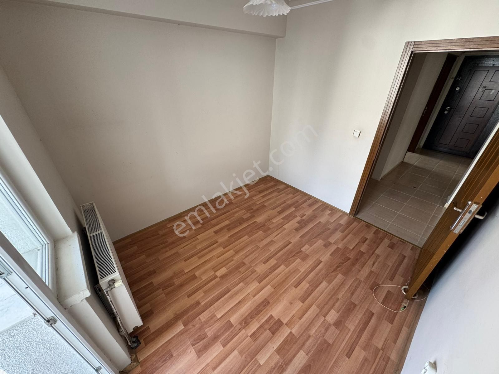 Selçuklu Mh 3+1 1. Katta Merkerzi Konumda Çift Balkonlu Daire - Görsel 20