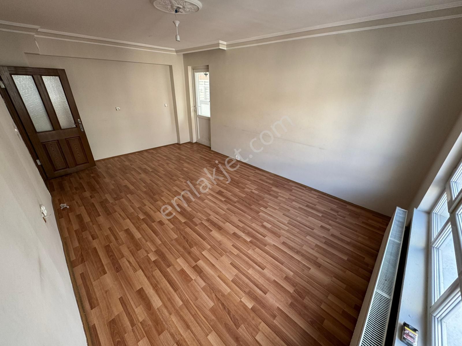 Selçuklu Mh 3+1 1. Katta Merkerzi Konumda Çift Balkonlu Daire - Görsel 19