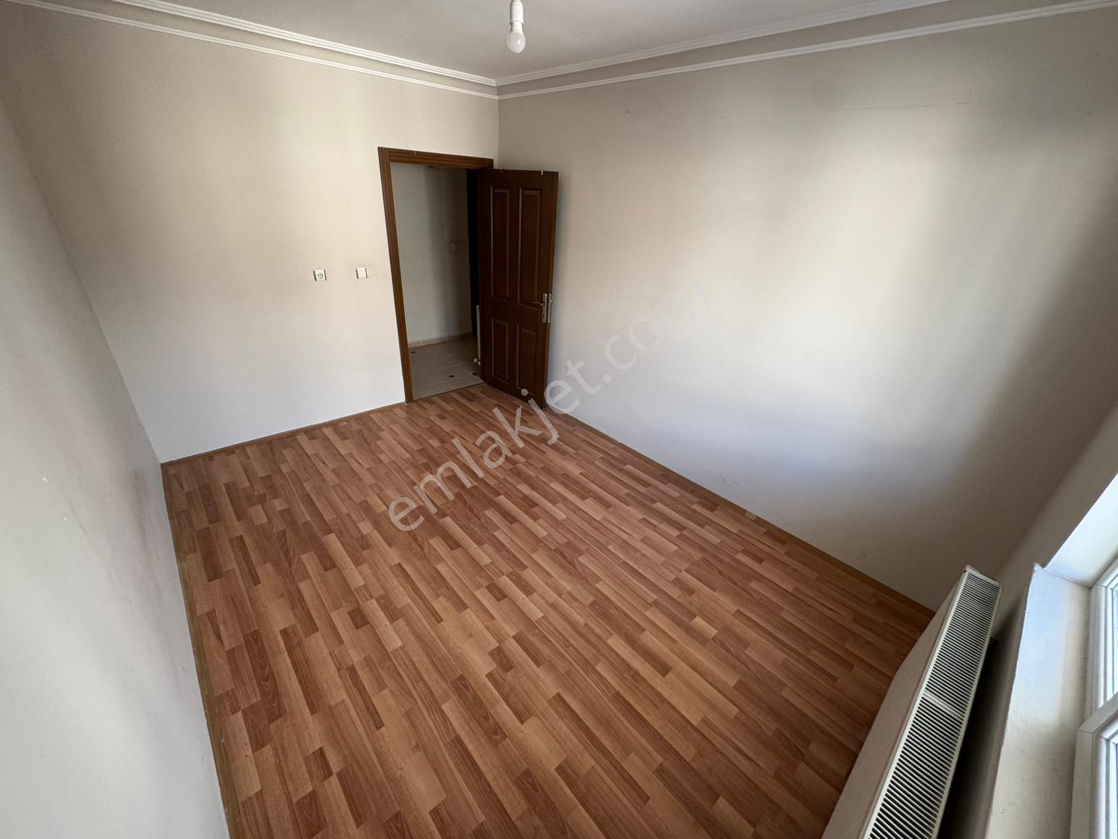 Selçuklu Mh 3+1 1. Katta Merkerzi Konumda Çift Balkonlu Daire - Görsel 25