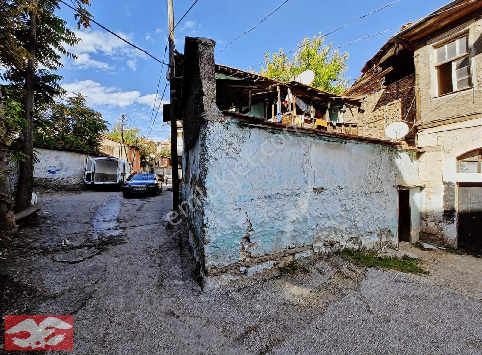 Altındağ Kale Mah.de 92 M Arsa Üzerinde Satılık 2 Kat Ahşap Ev - Görsel 3