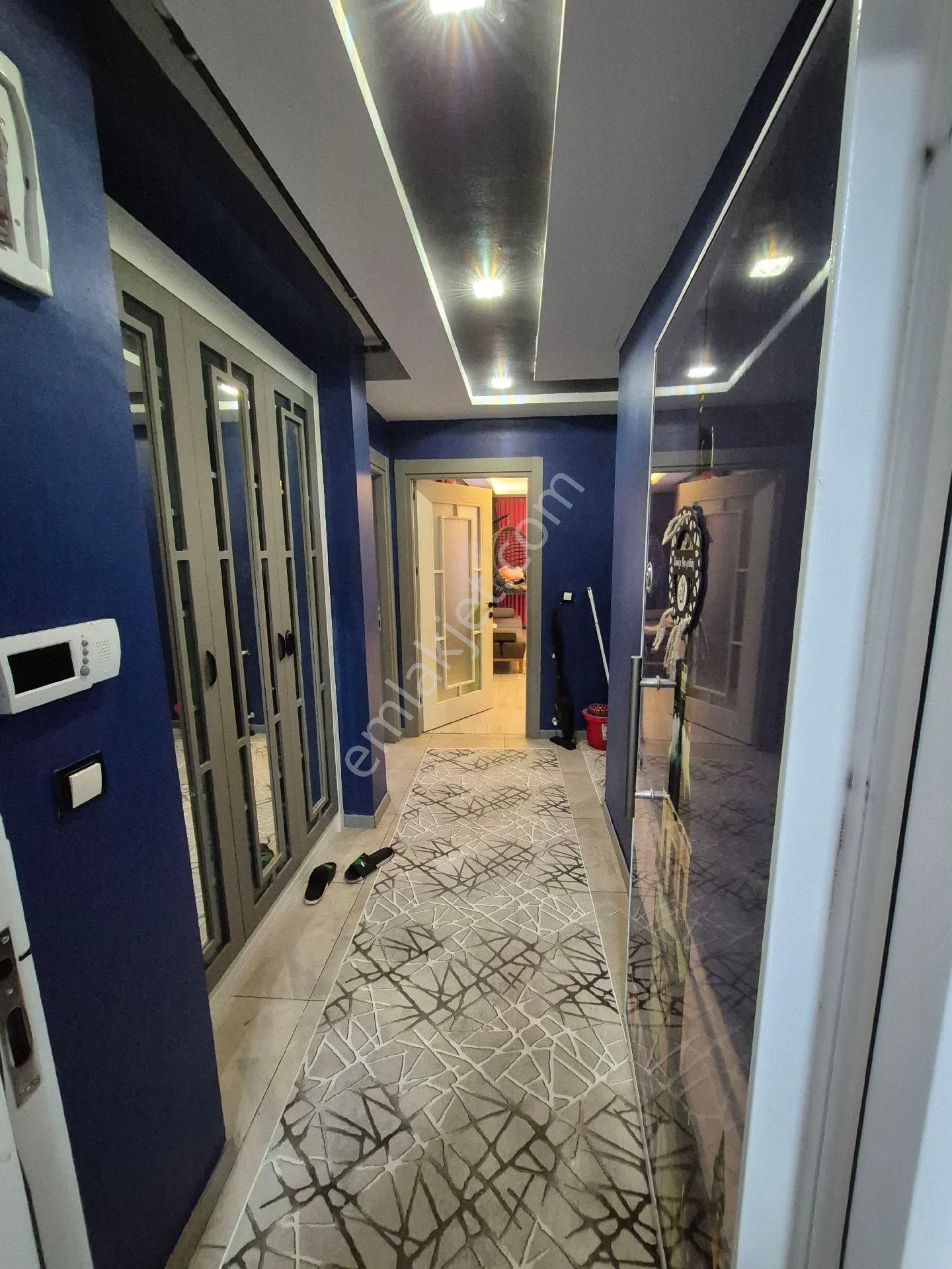 Sarıçam Gültepede 6+1 Dairemiz Satılıktır.