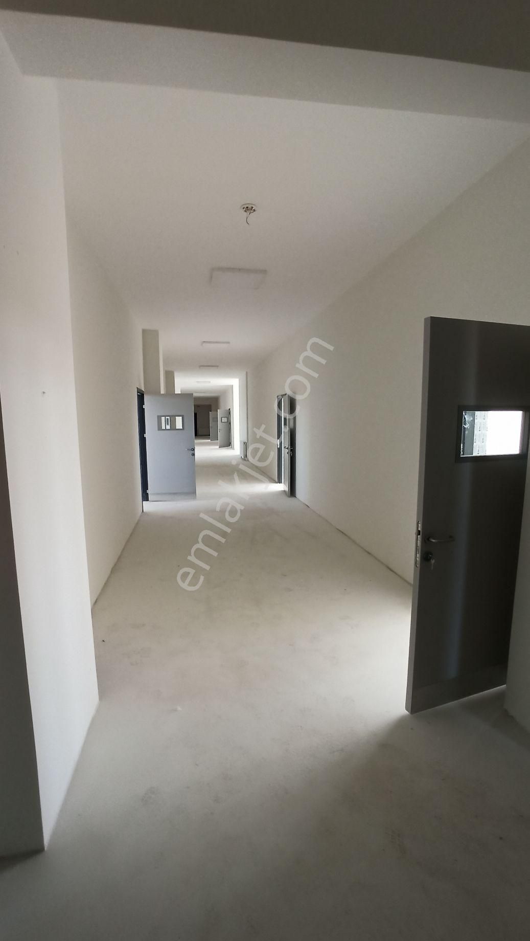 Polat Live'dan İncek Kızılcaşar'da 5 Katlı Okul Binası - Görsel 14