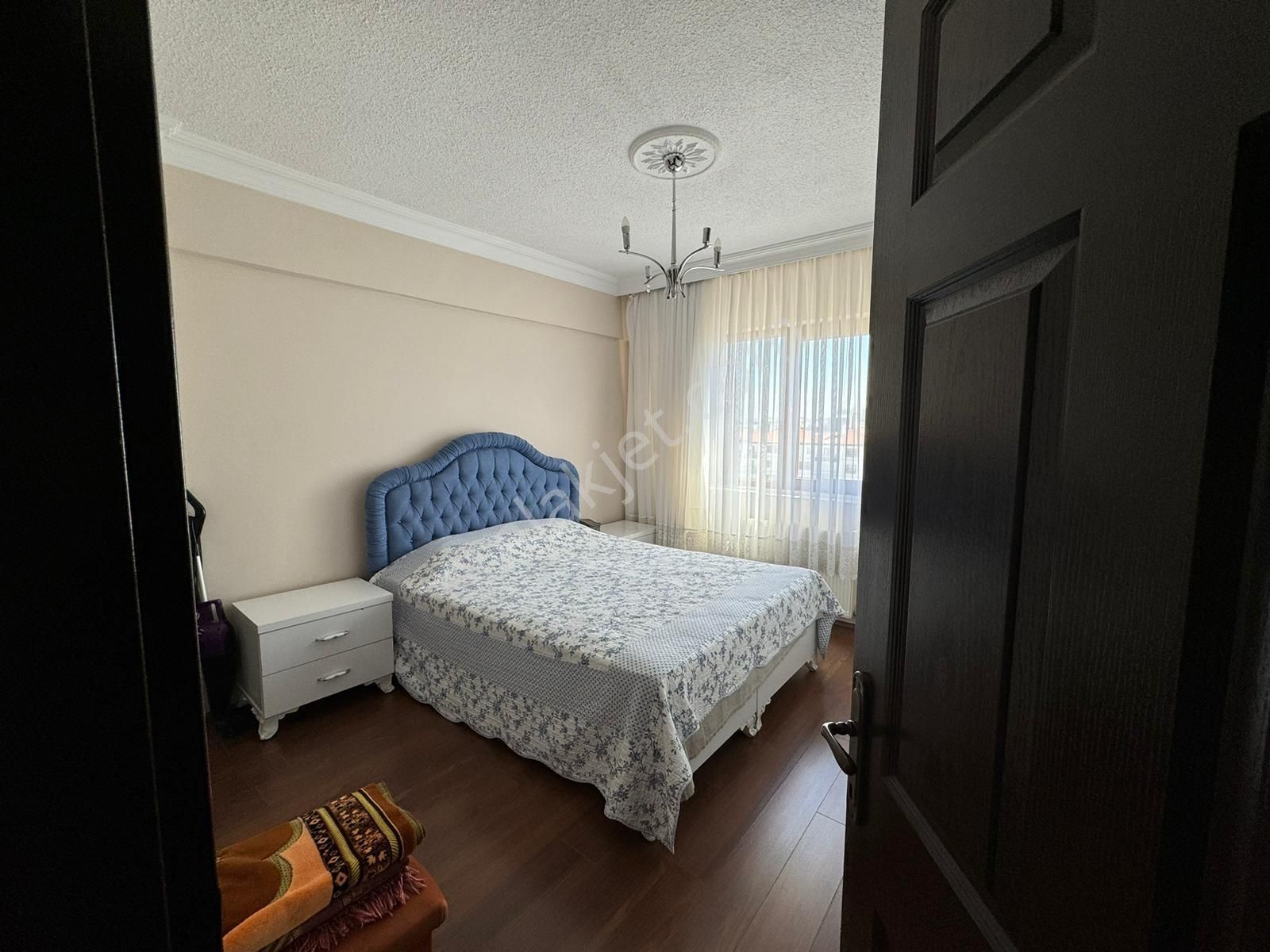 Polat Livedan Çift Asansörlü Ebeveyn Banyolu Geniş Satılık 3+1 - Görsel 7