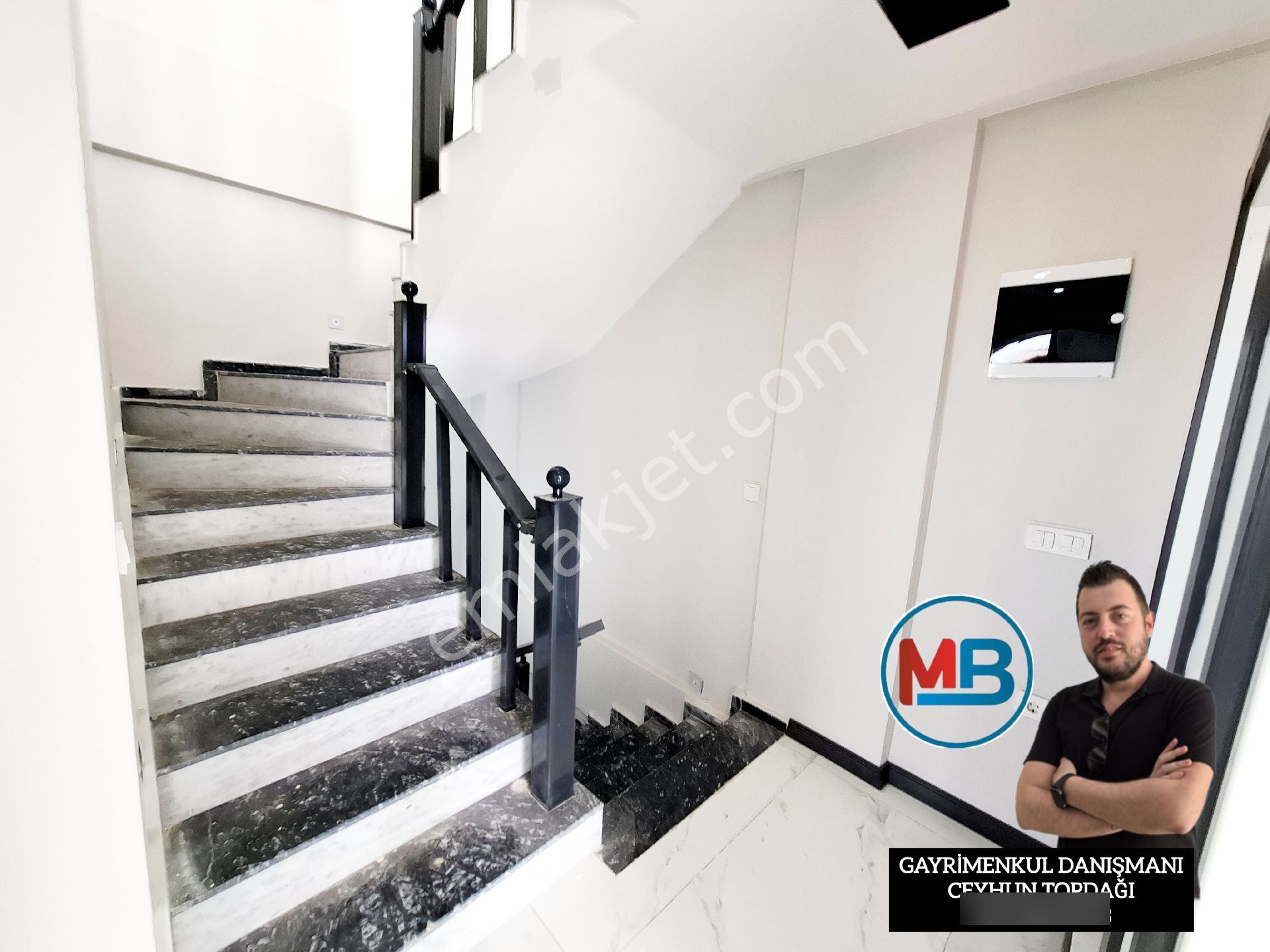 Didimde Satılık 3+1 Villa Havuzlu Bahçeli Müstakil - Görsel 22