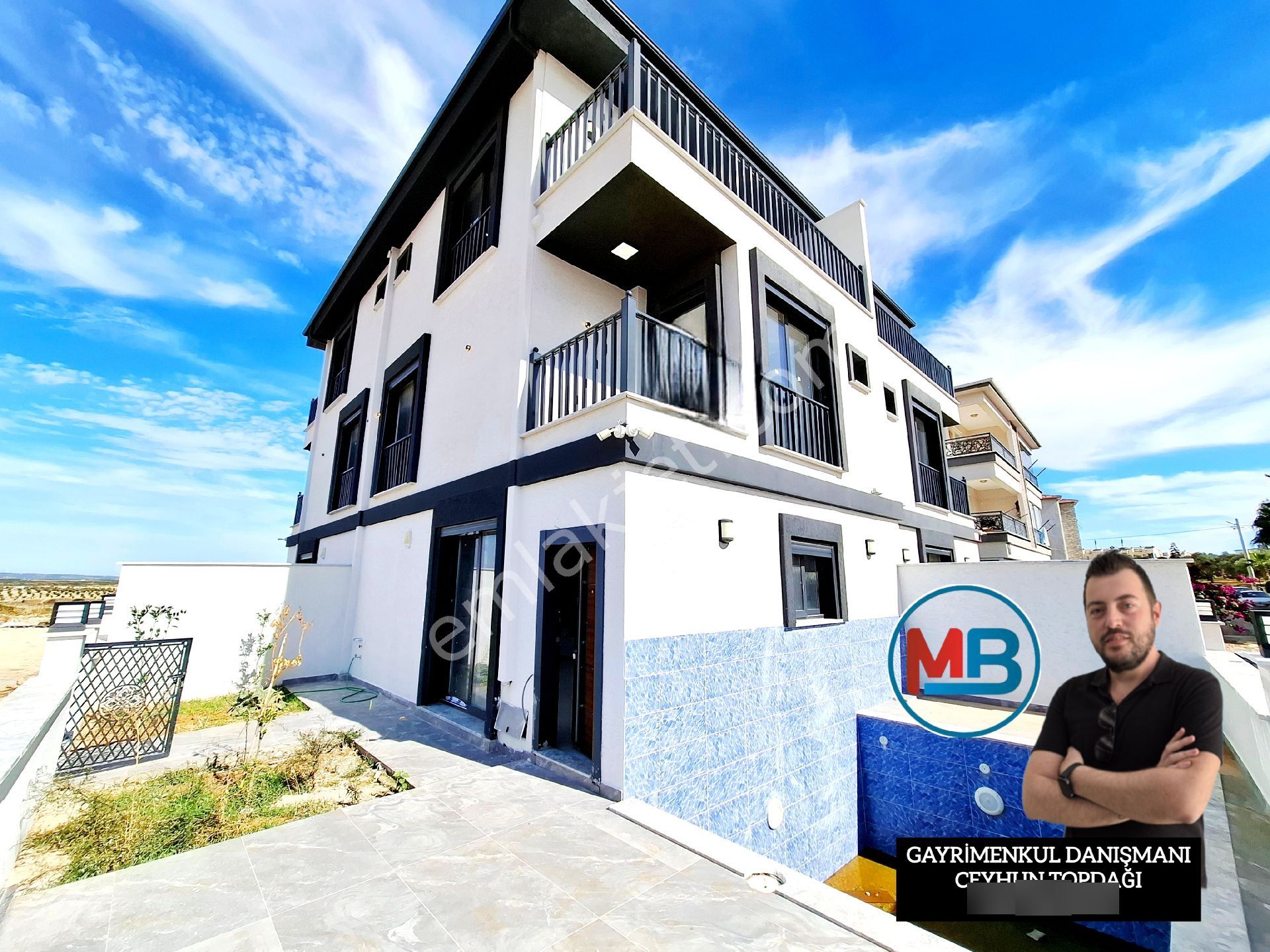 Didimde Satılık 3+1 Villa Havuzlu Bahçeli Müstakil